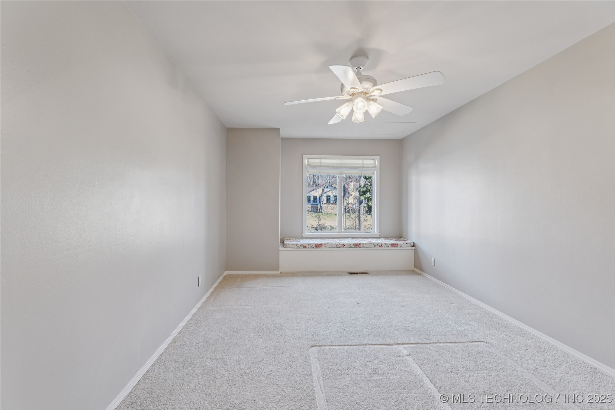 9701 S Richmond Avenue Property Photo 38