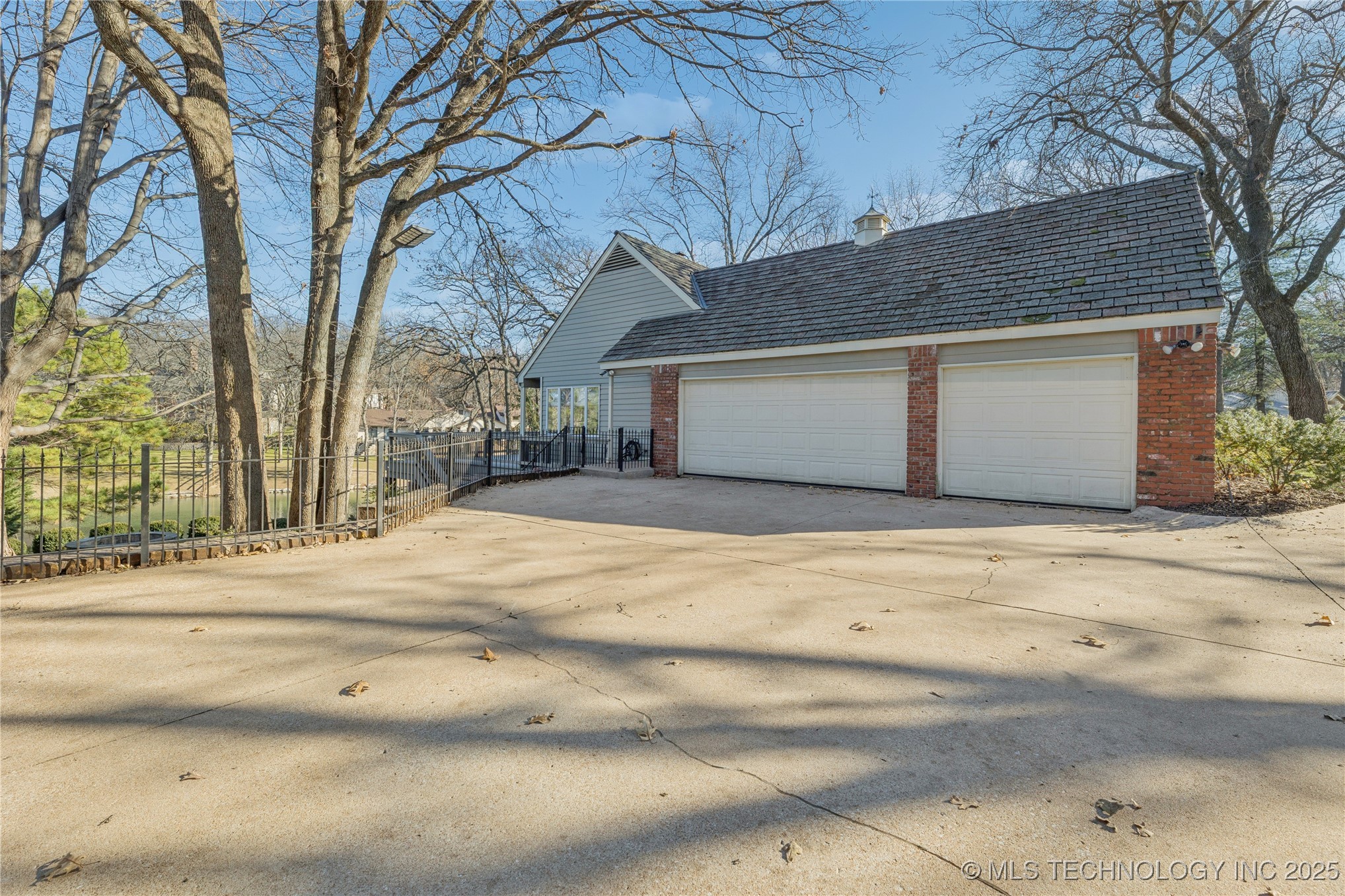 9701 S Richmond Avenue Property Photo 49