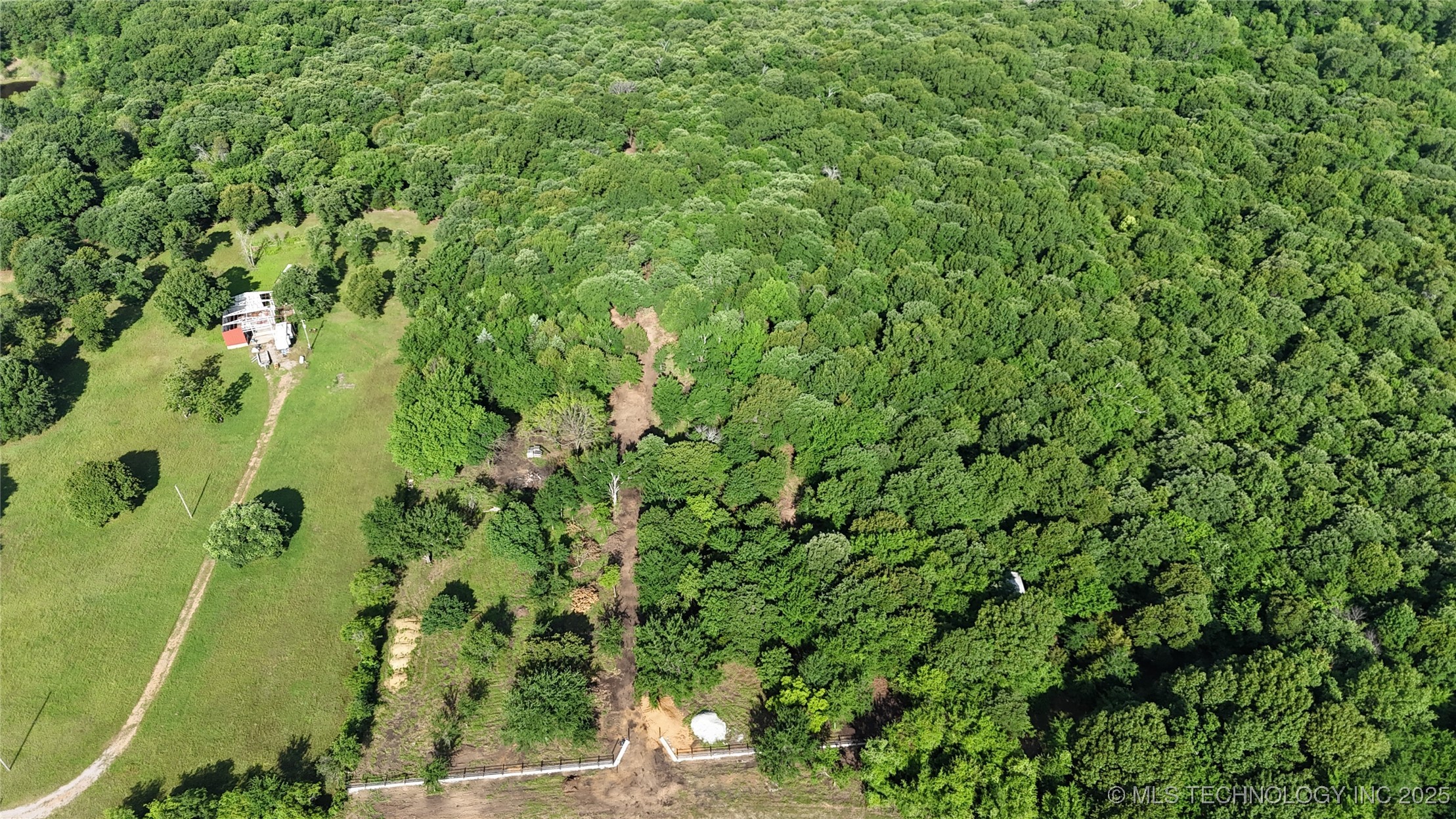 003 Lovers Lane Property Photo 12