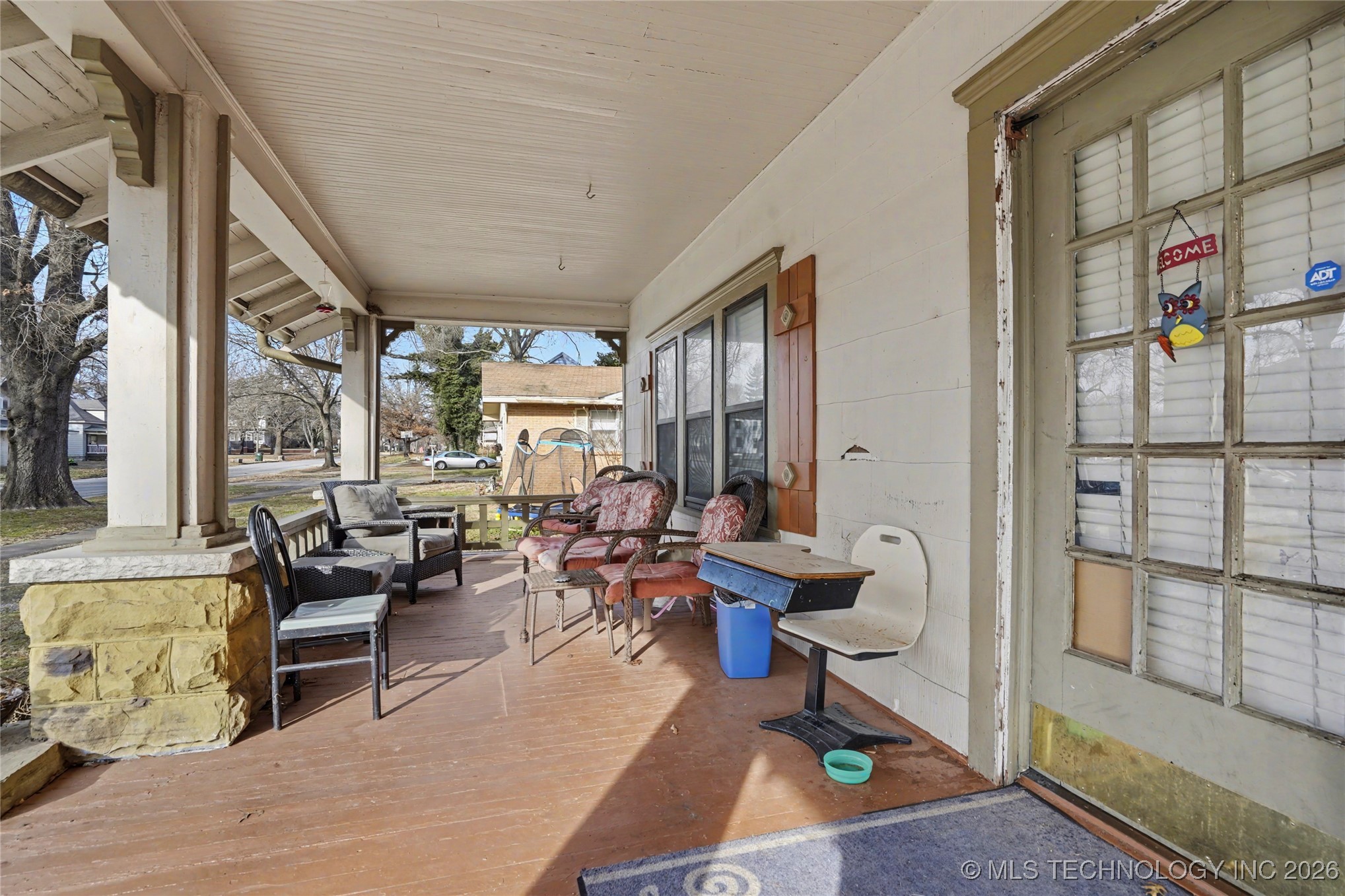 617 S Seminole Avenue Property Photo 3