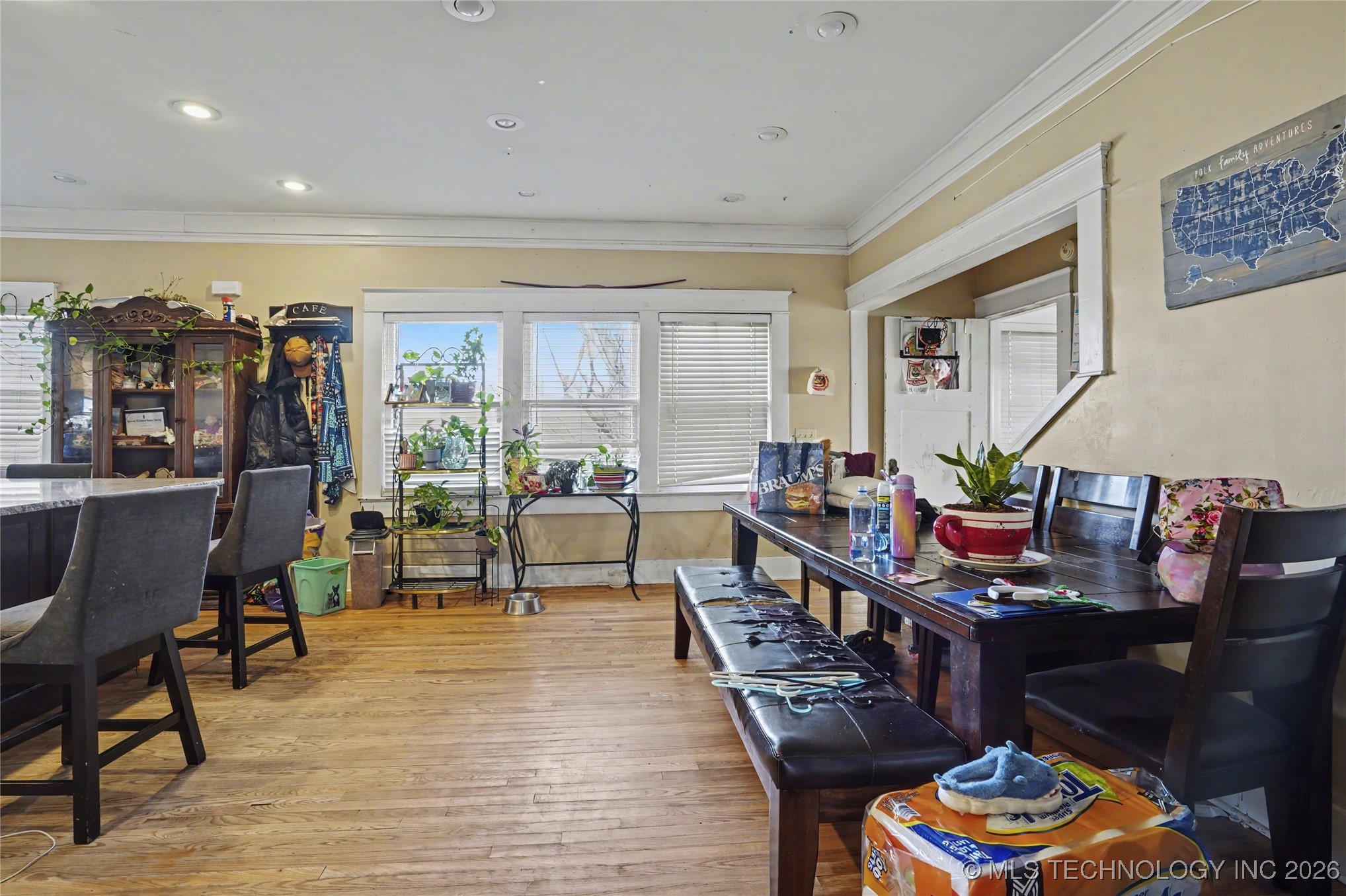 617 S Seminole Avenue Property Photo 6