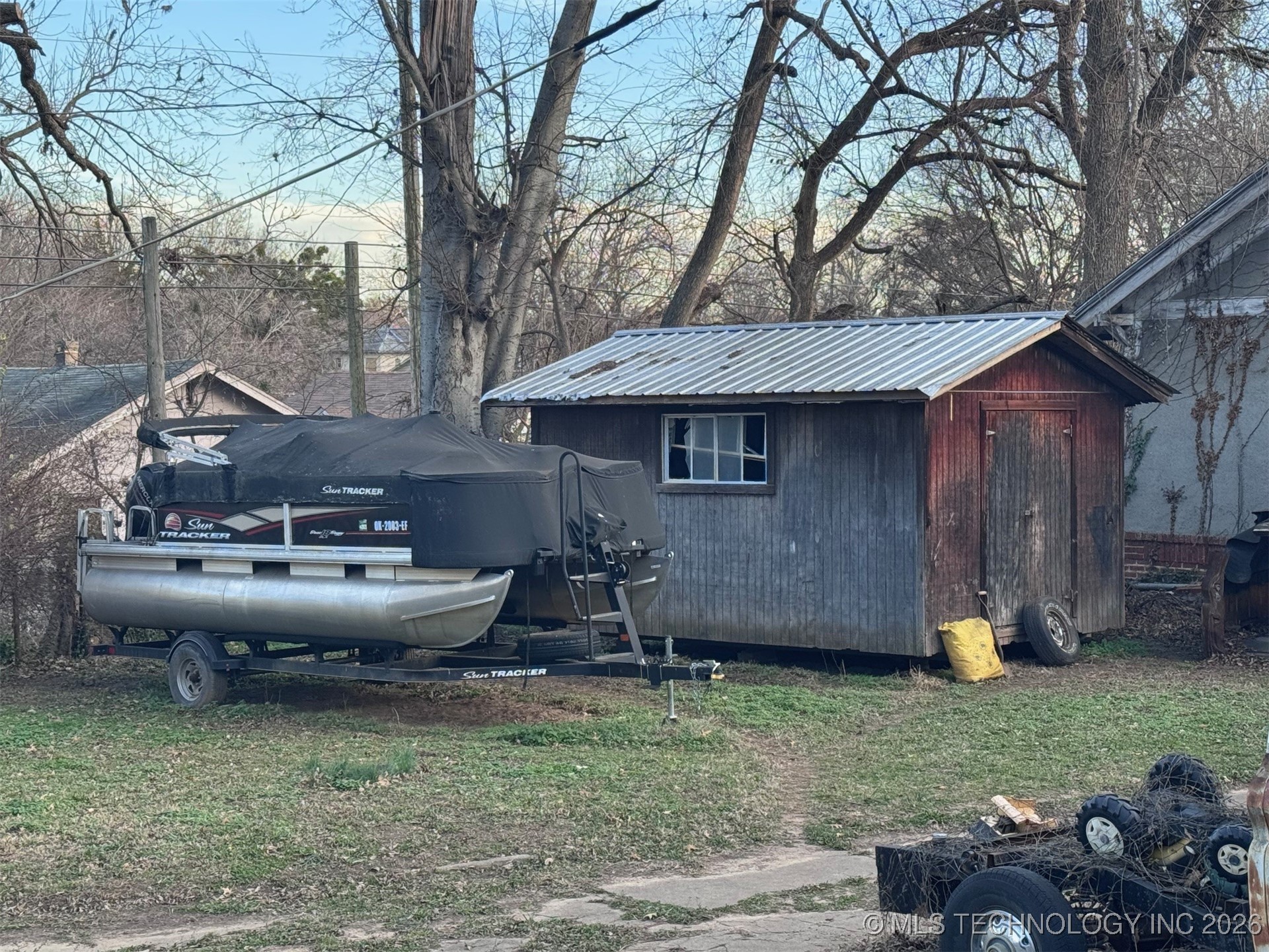 617 S Seminole Avenue Property Photo 32