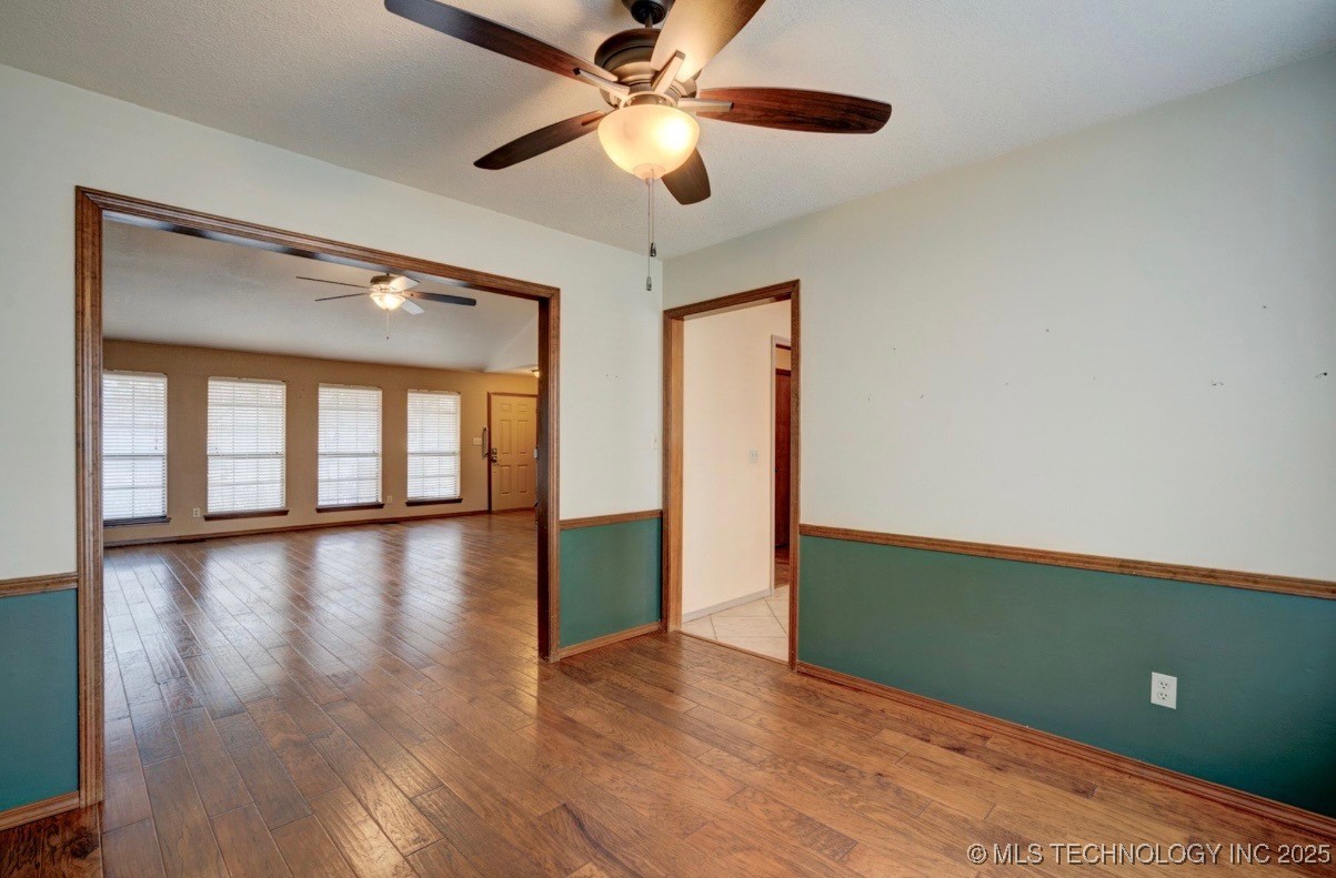 2420 S Elder Avenue Property Photo 10