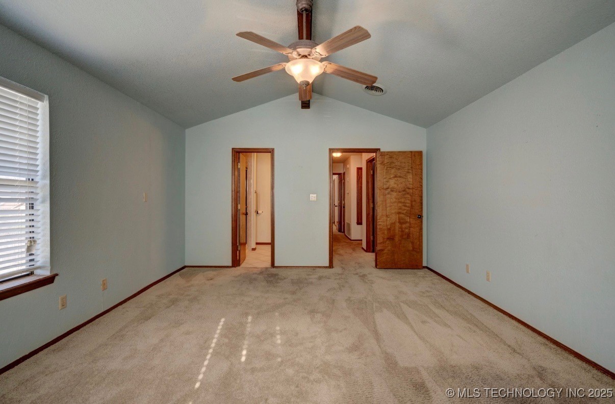 2420 S Elder Avenue Property Photo 15