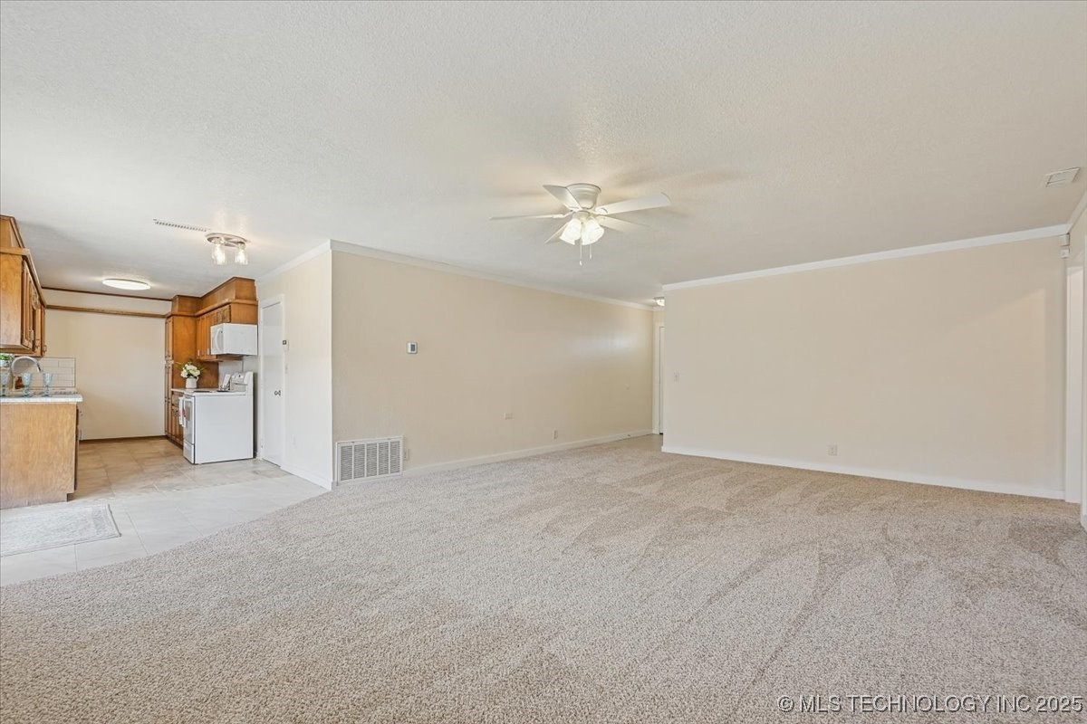 4808 S 87th East Avenue Property Photo 11