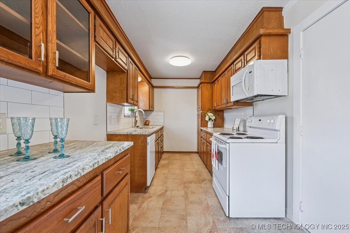 4808 S 87th East Avenue Property Photo 17