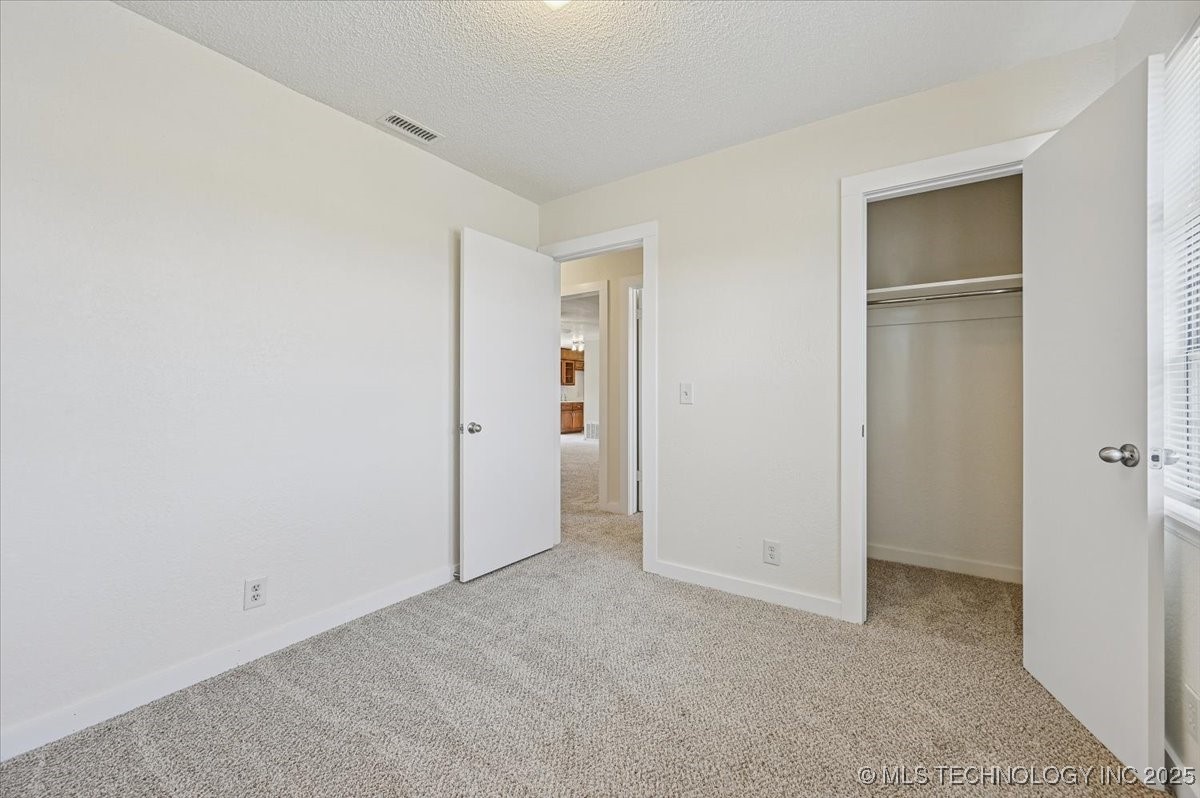 4808 S 87th East Avenue Property Photo 33