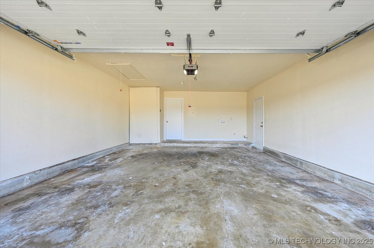 4808 S 87th East Avenue Property Photo 35