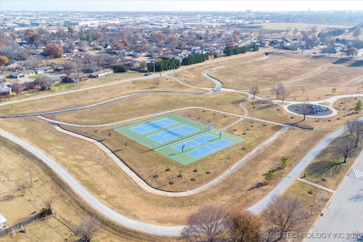 4808 S 87th East Avenue Property Photo 43