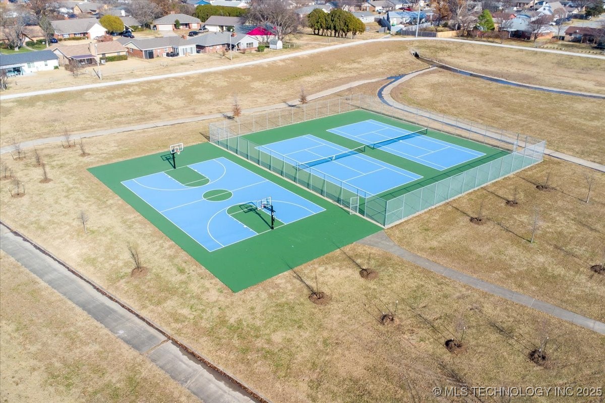 4808 S 87th East Avenue Property Photo 45