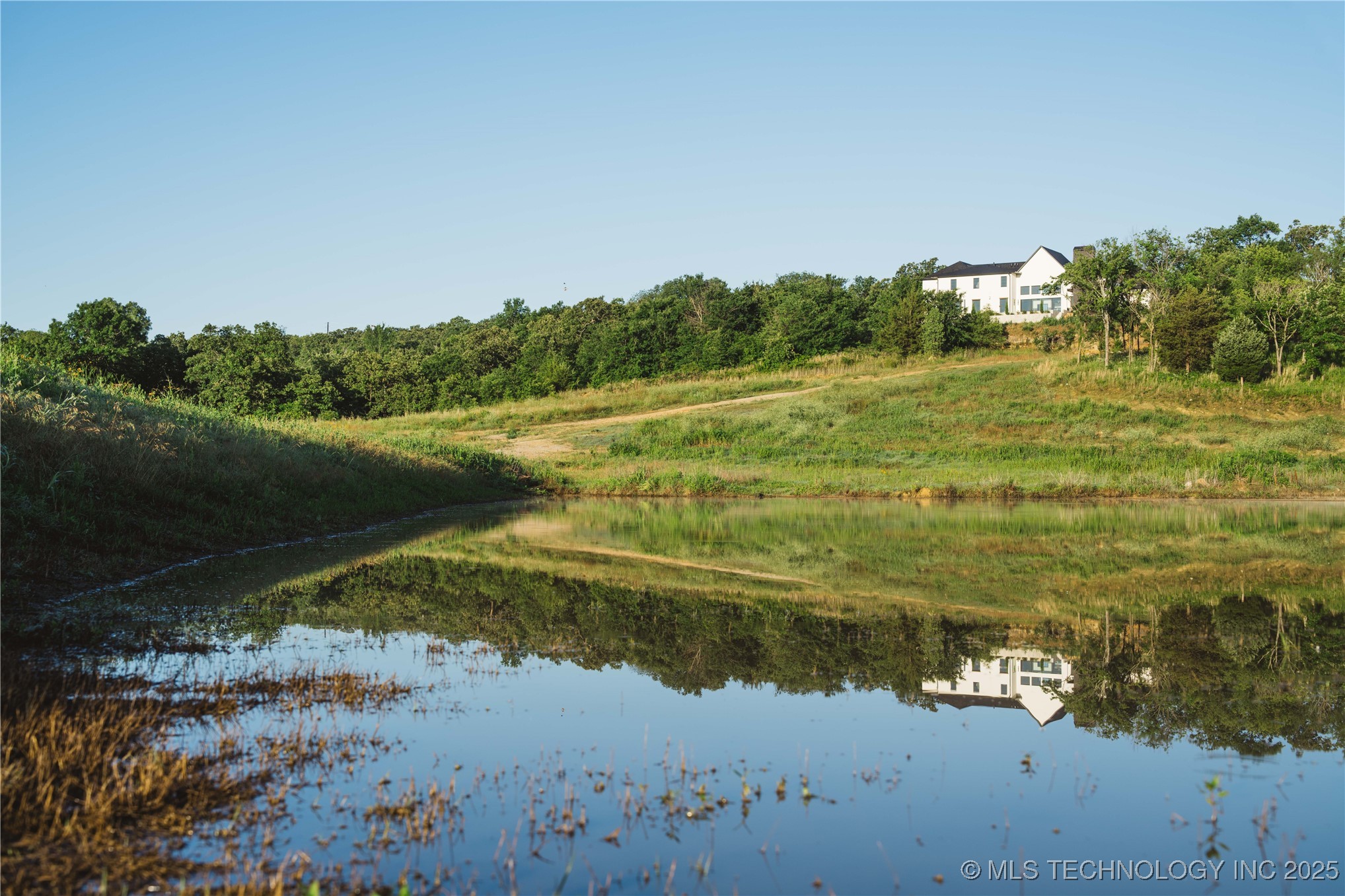 5923 Emberlyn Way Property Photo 11