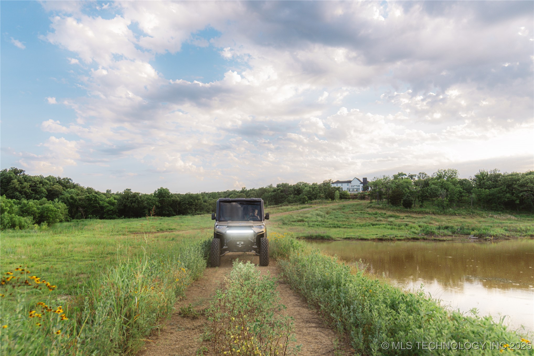 5923 Emberlyn Way Property Photo 16