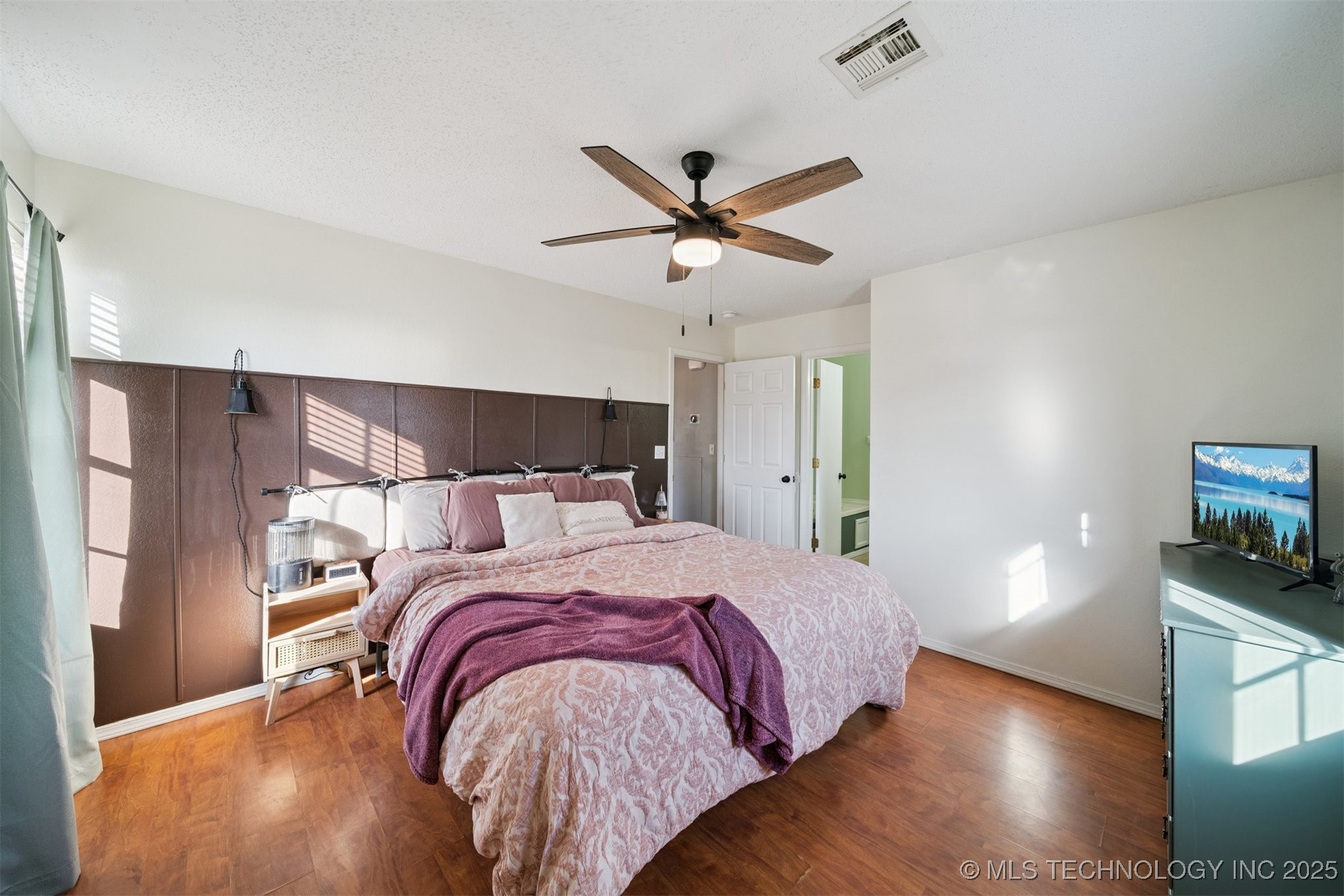 2102 S Missouri Place Property Photo 16