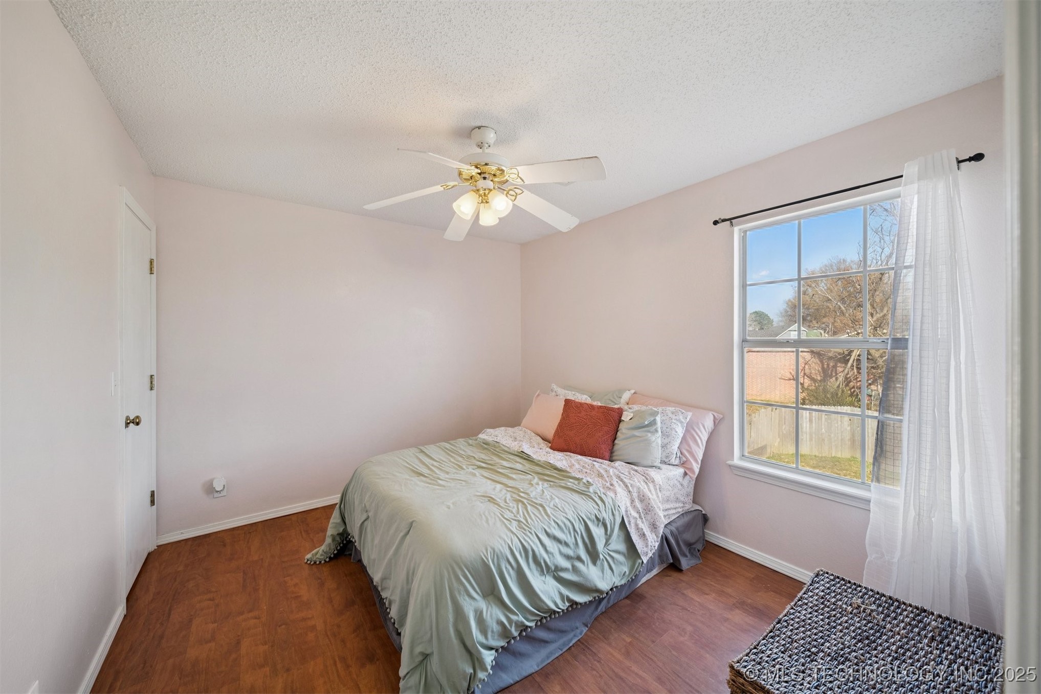 2102 S Missouri Place Property Photo 21