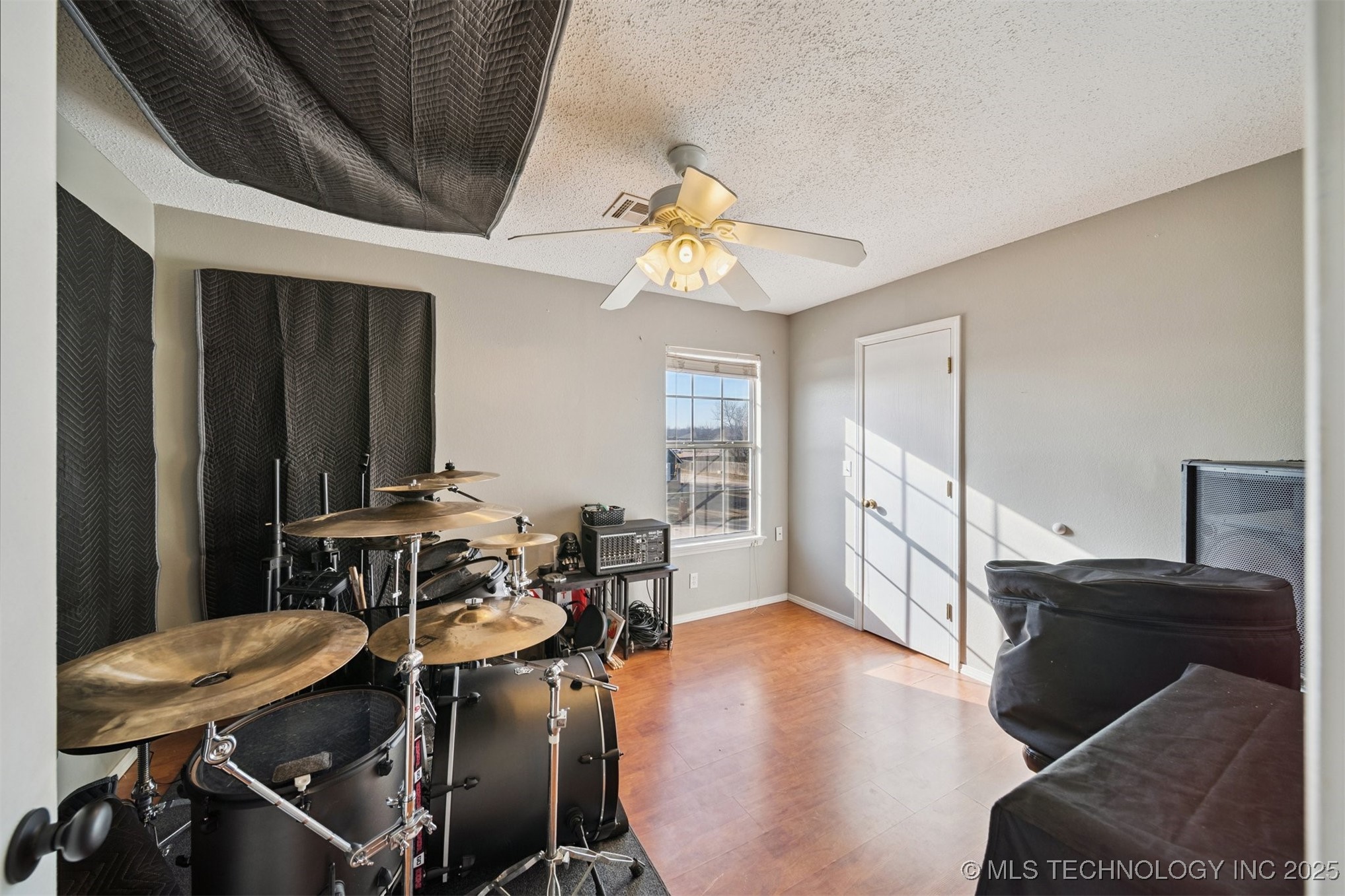 2102 S Missouri Place Property Photo 22