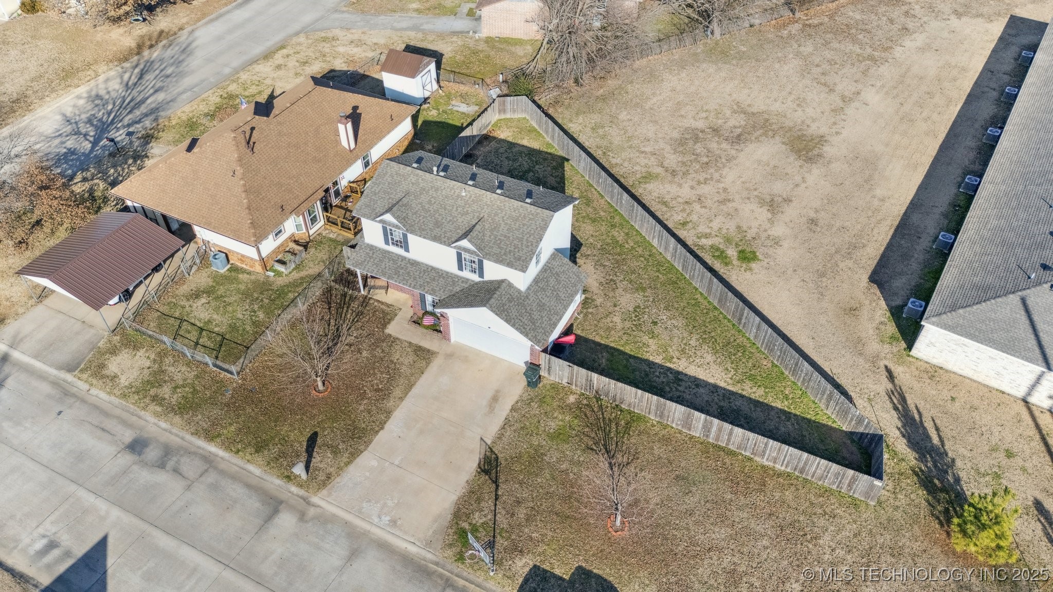 2102 S Missouri Place Property Photo 30