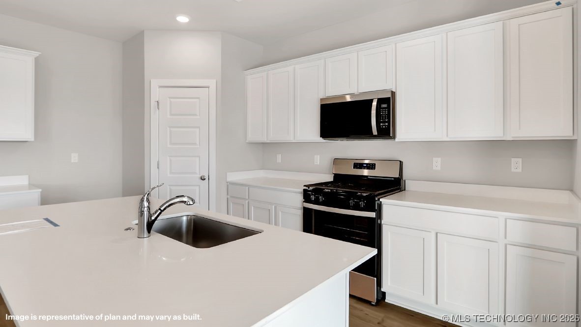 10007 E 135th Street S Property Photo 6