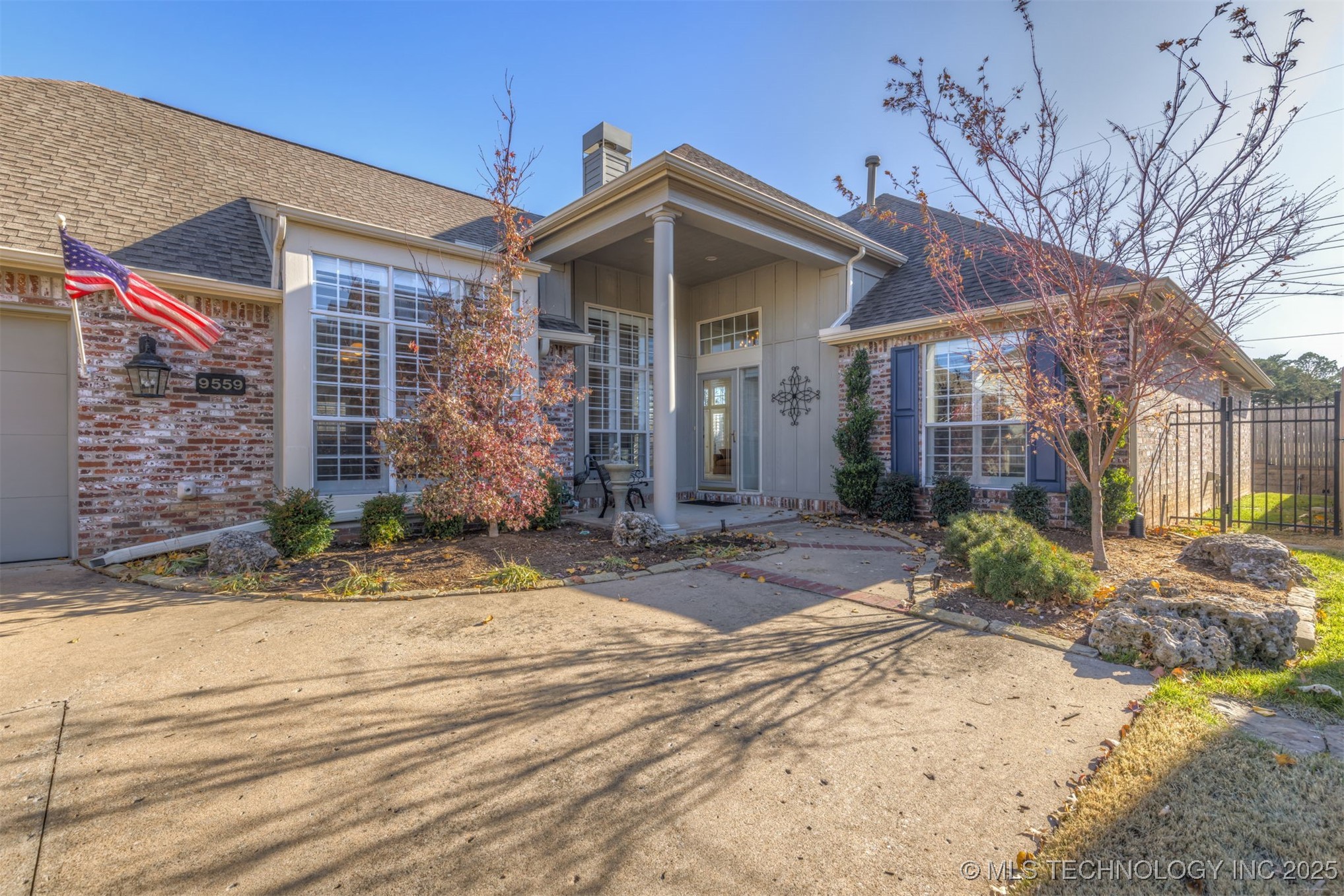 9559 S College Court Property Photo 1