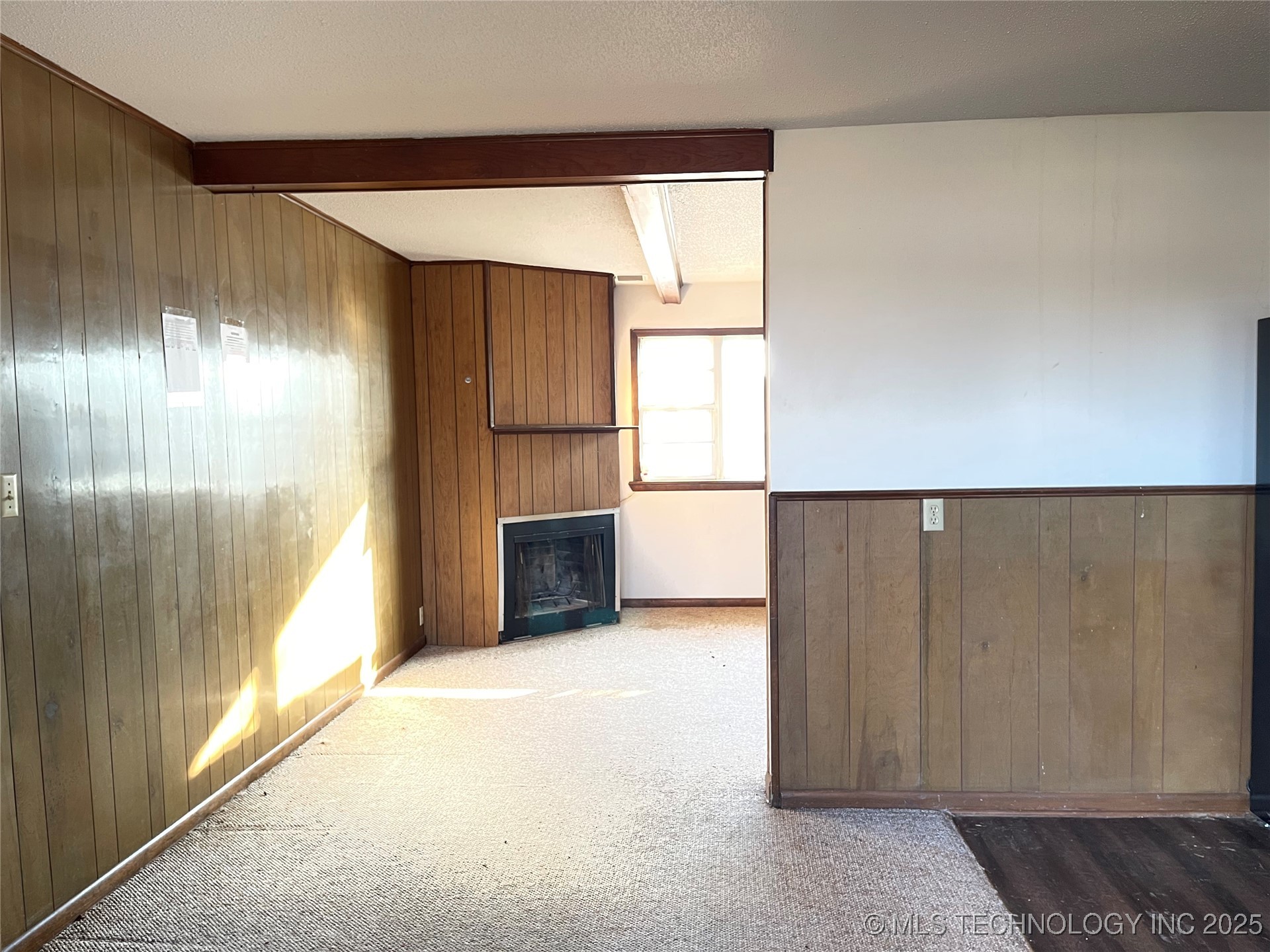 302 Hillcrest Street Property Photo 2