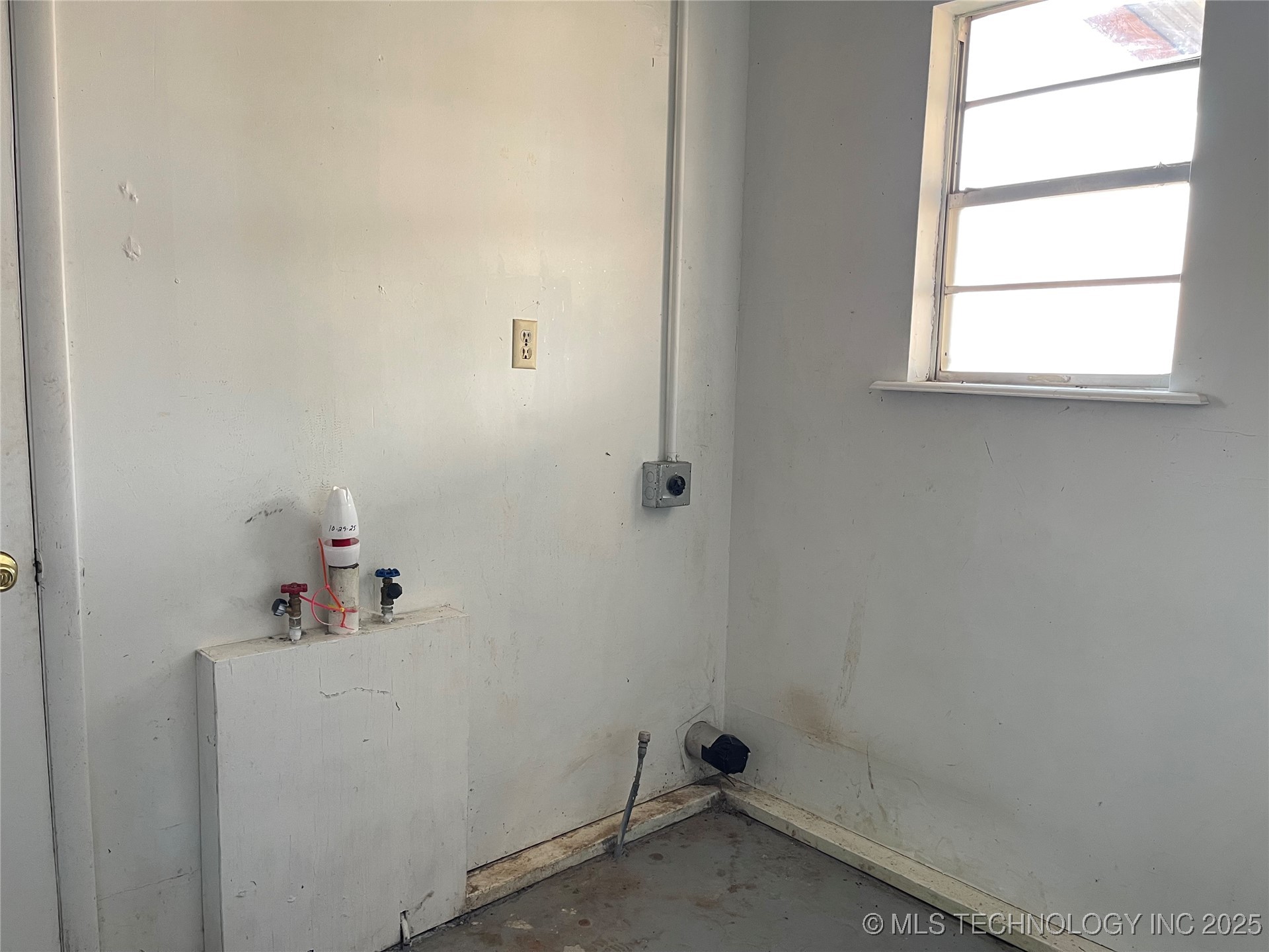 302 Hillcrest Street Property Photo 5