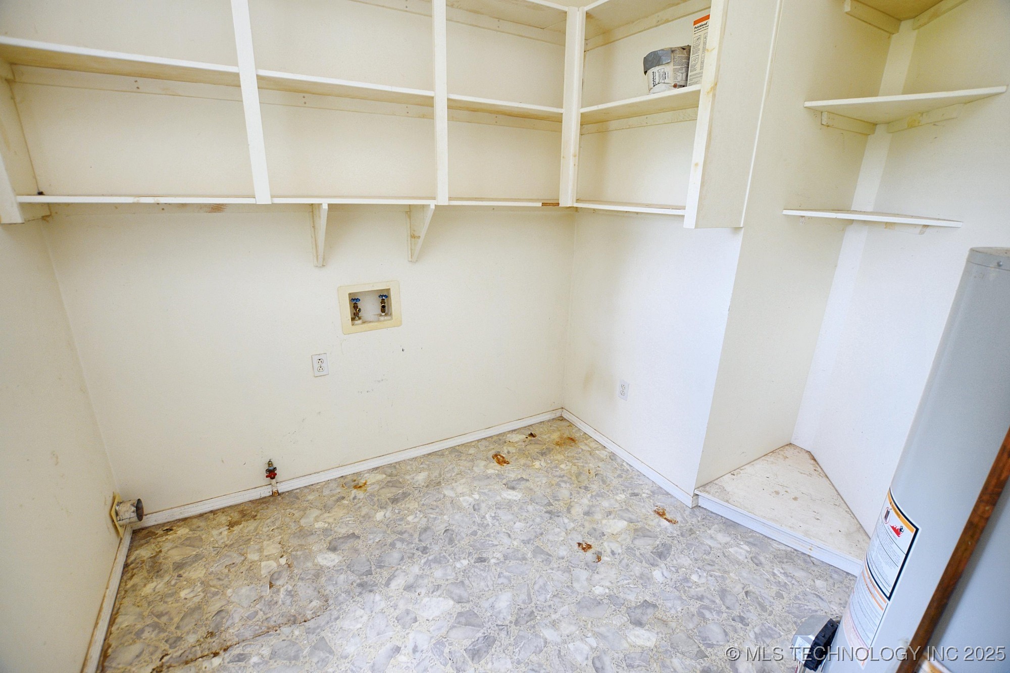 16759 W Burchett Road Property Photo 18