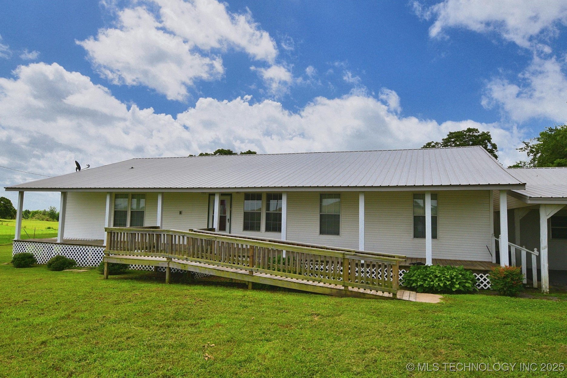 16759 W Burchett Road Property Photo 21