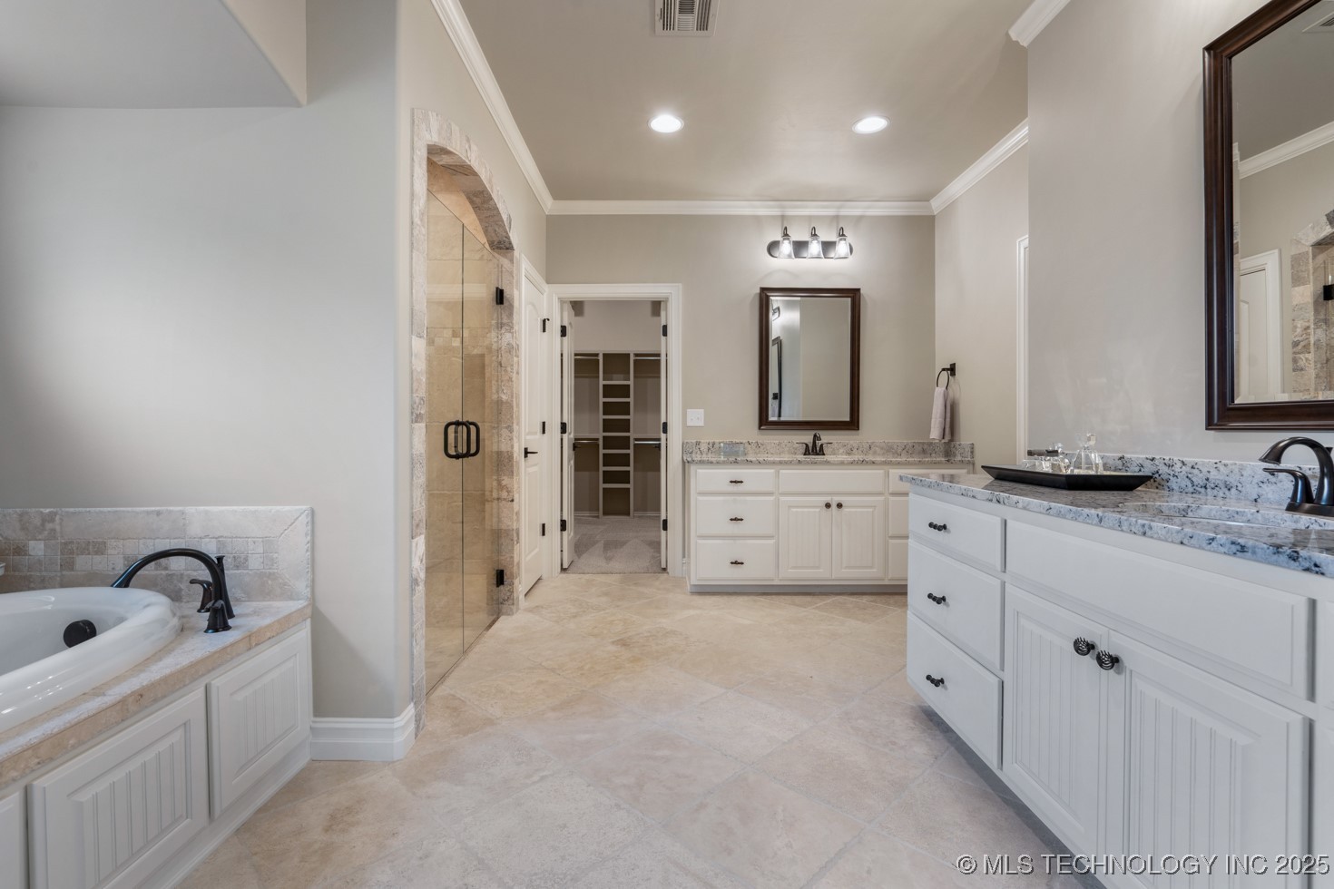 2787 Forest View Drive Property Photo 16