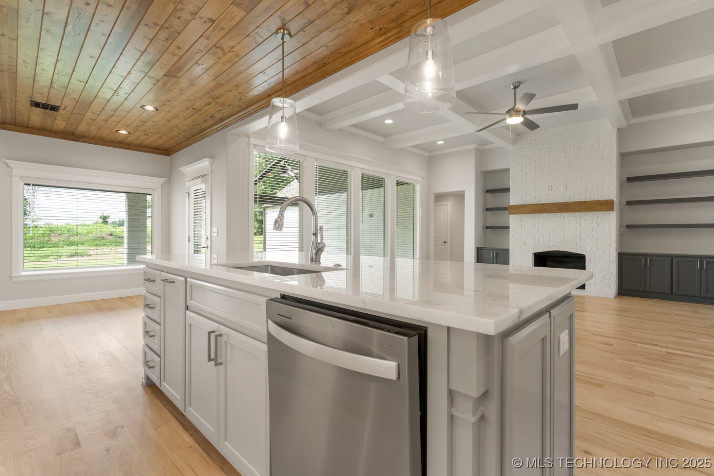 1605 Pinecrest Drive Property Photo 17