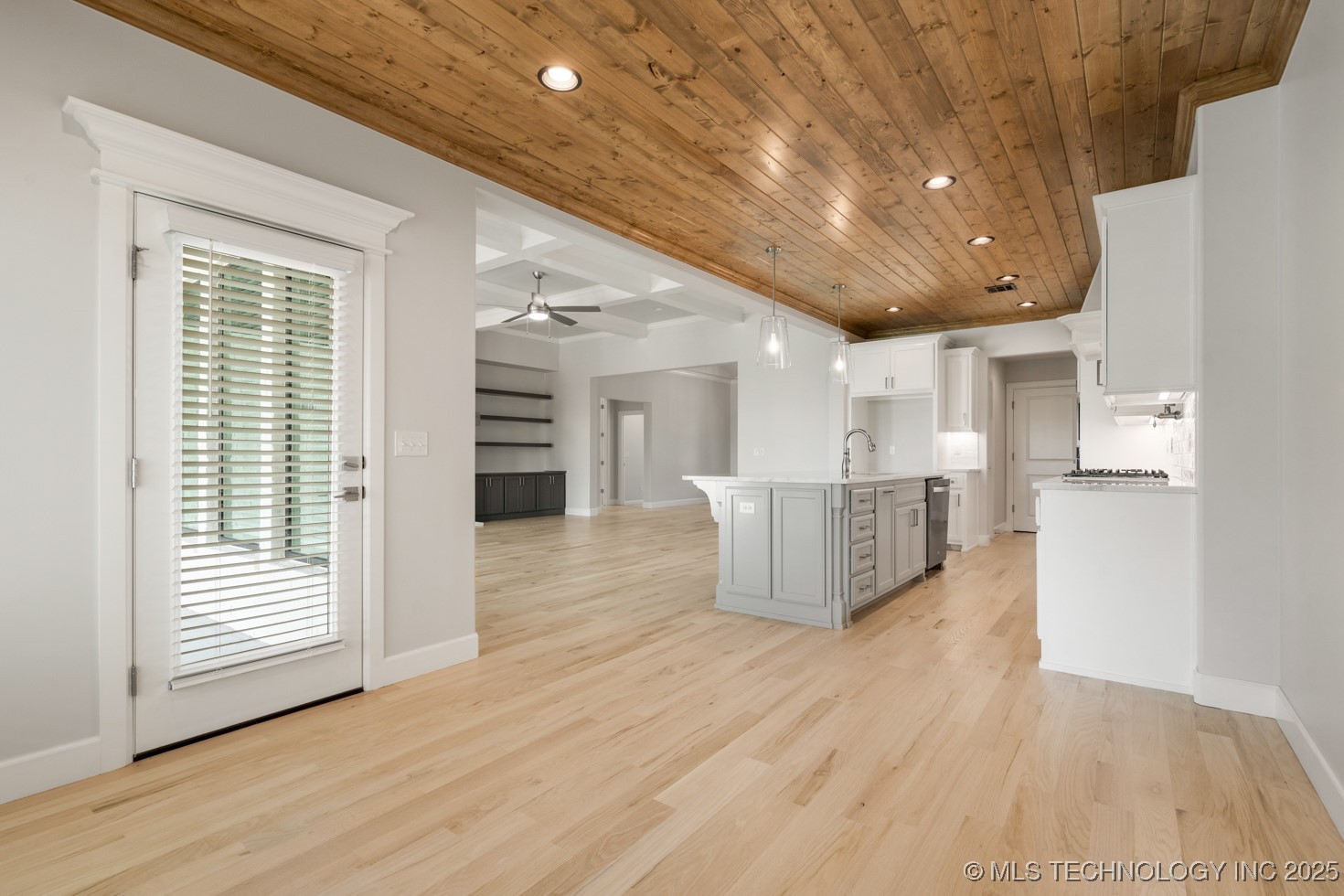 1605 Pinecrest Drive Property Photo 26