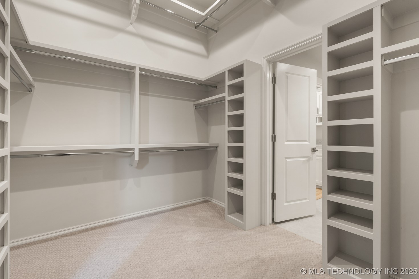 1605 Pinecrest Drive Property Photo 33