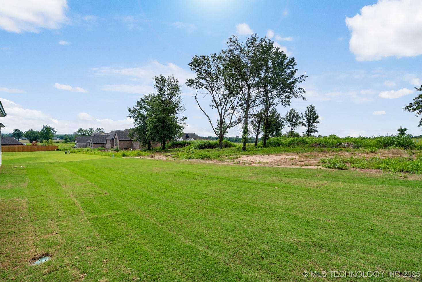 1605 Pinecrest Drive Property Photo 38