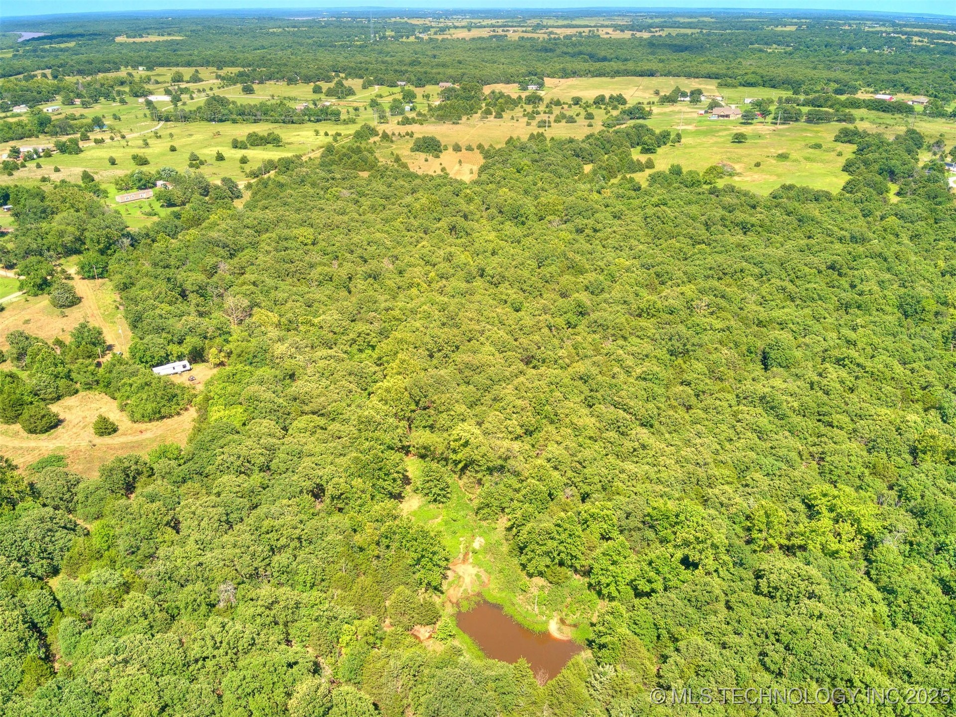 45440 W 46th Street Property Photo 8