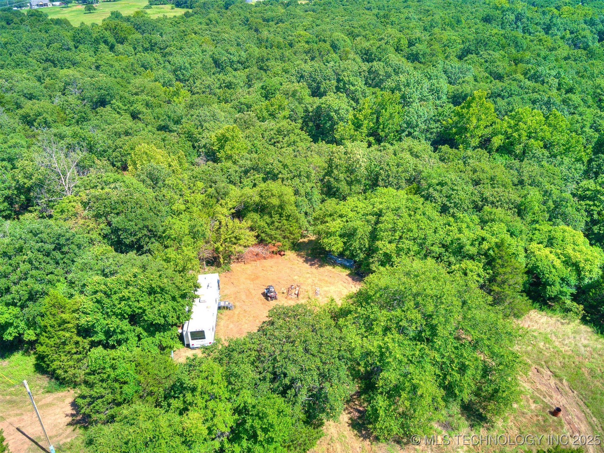 45440 W 46th Street Property Photo 13