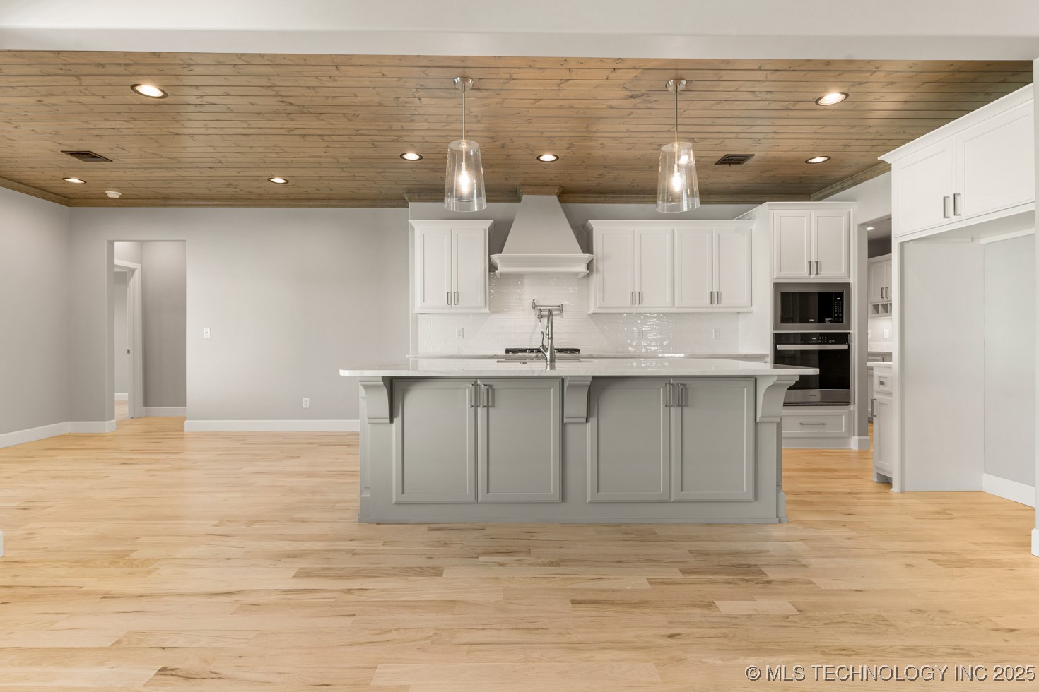 1507 Cedarwood Drive Property Photo 13