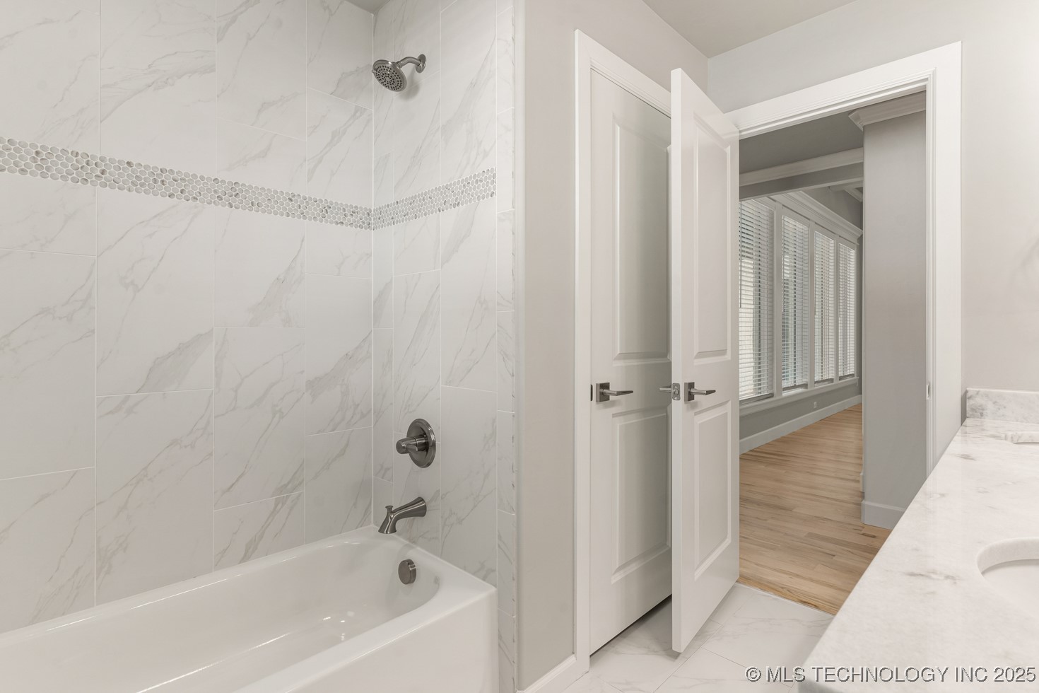 1507 Cedarwood Drive Property Photo 30