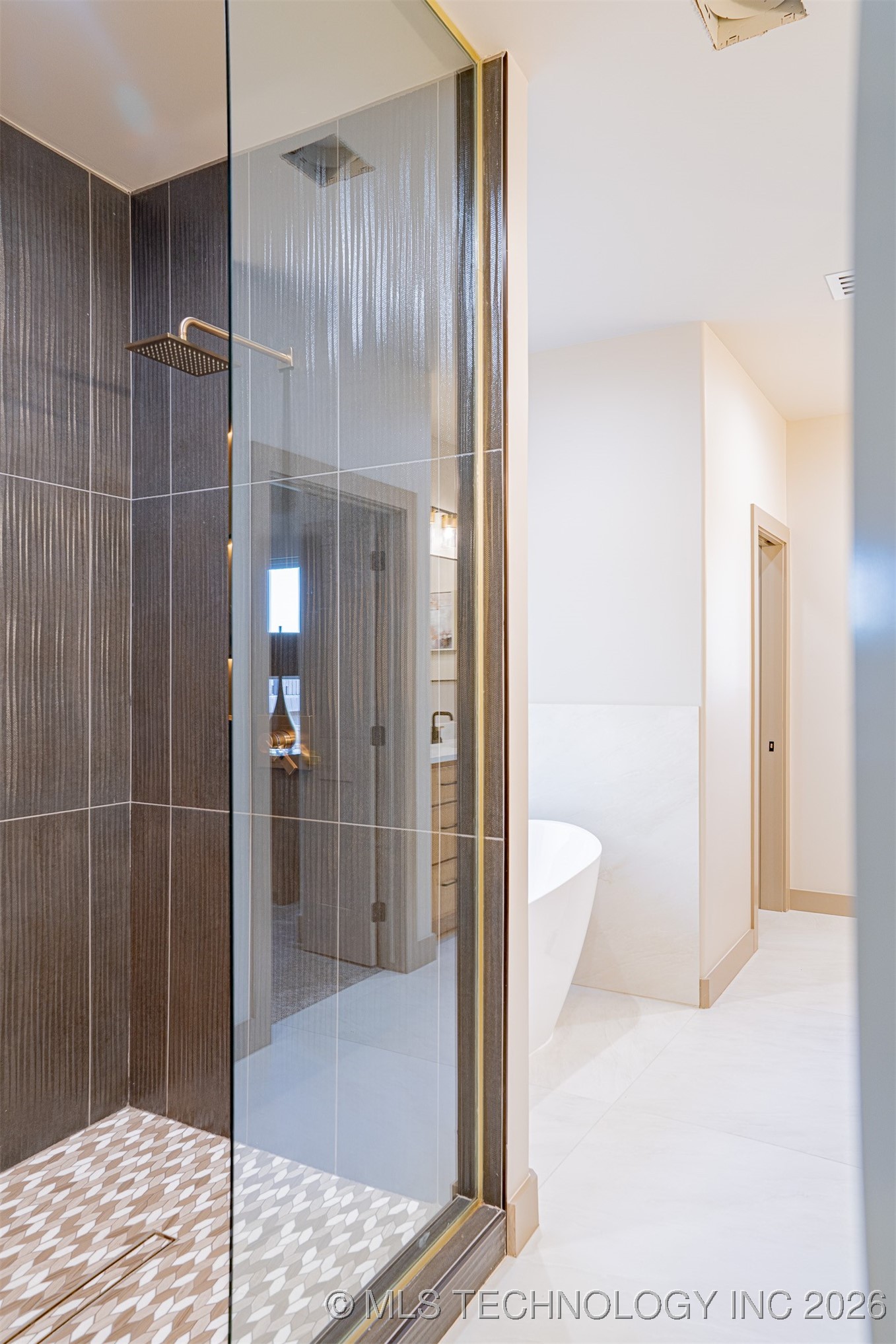 4929 S Columbia Avenue Property Photo 25