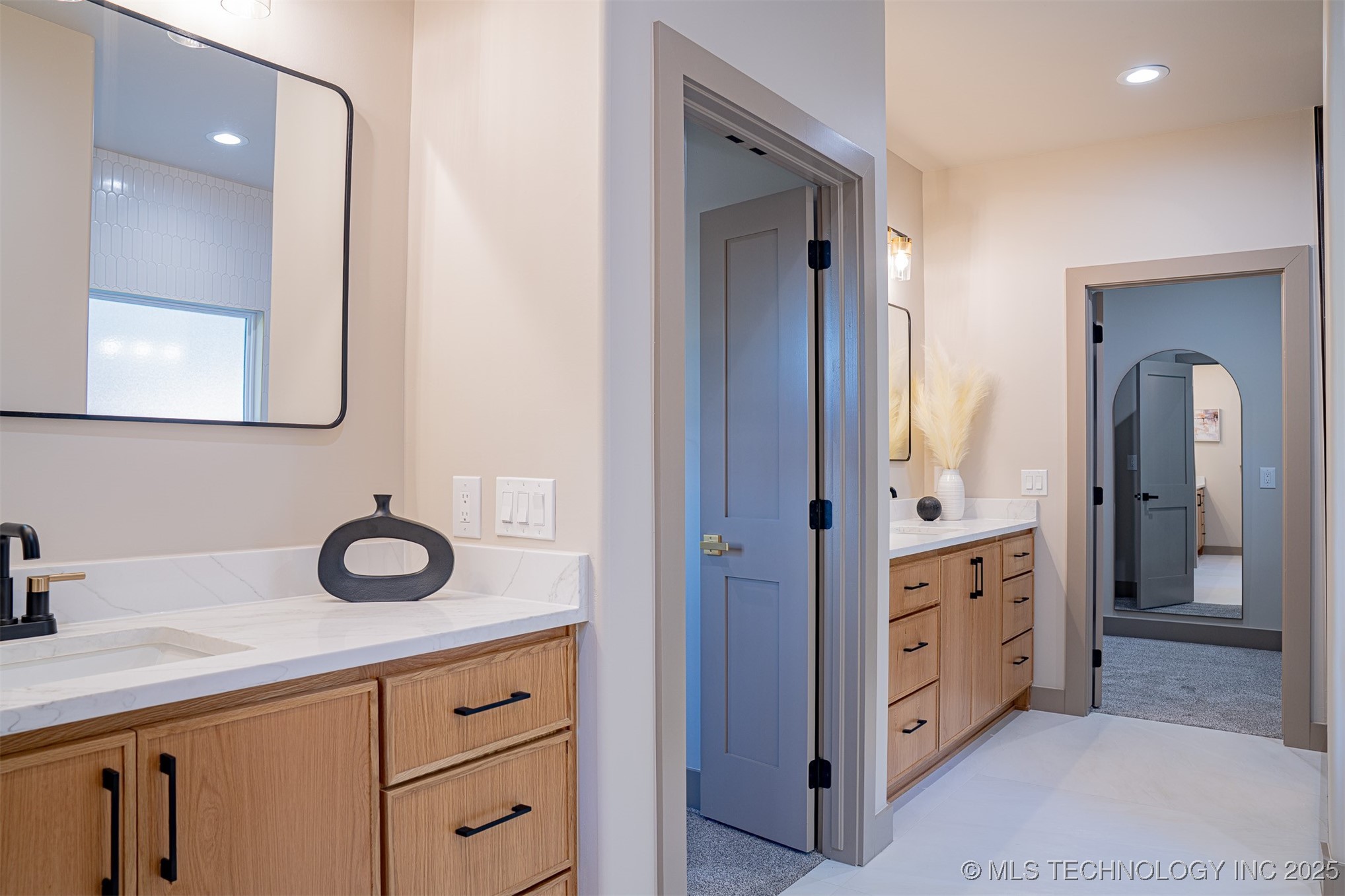 4929 S Columbia Avenue Property Photo 26