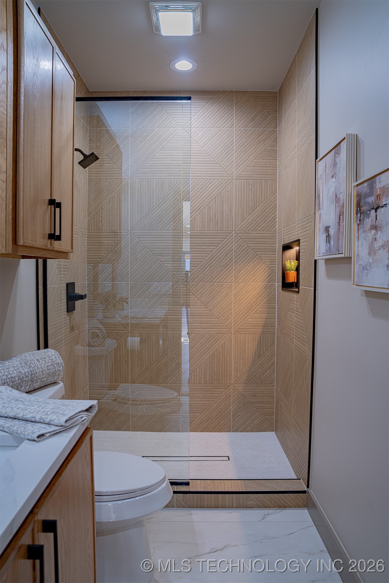 4929 S Columbia Avenue Property Photo 34