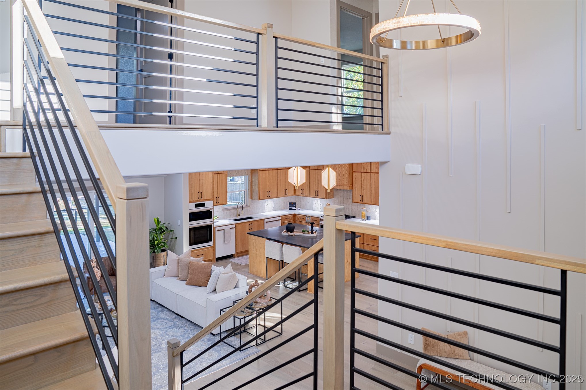 4929 S Columbia Avenue Property Photo 37