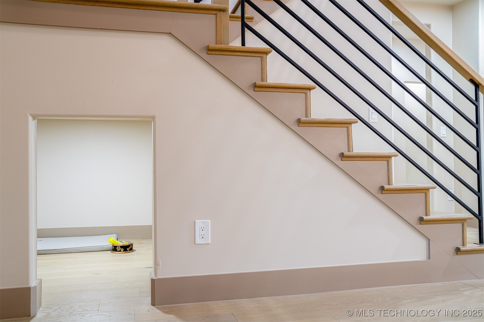 4929 S Columbia Avenue Property Photo 46