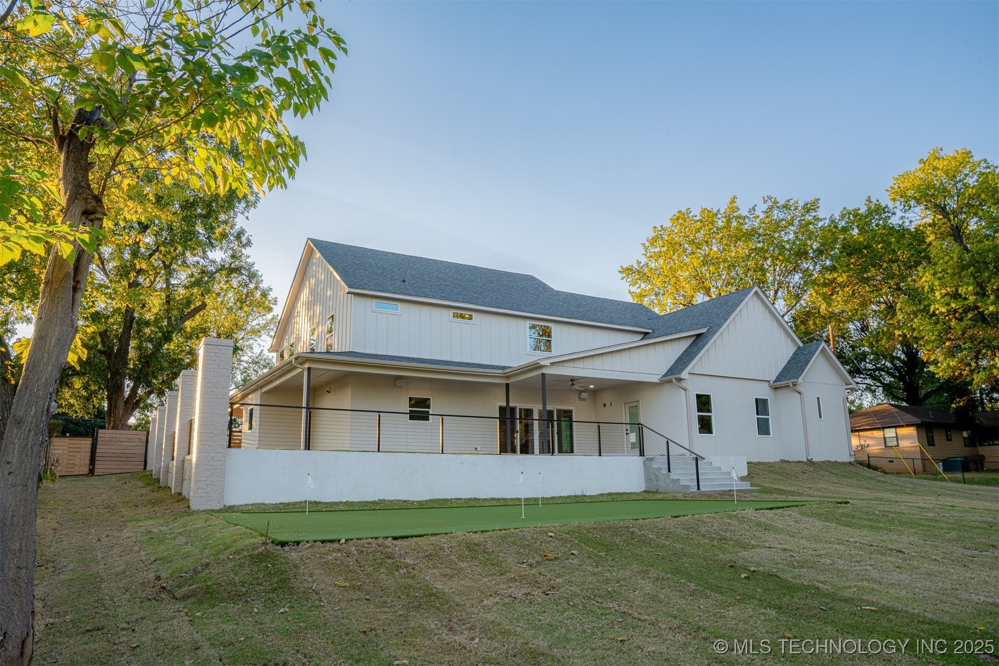 4929 S Columbia Avenue Property Photo 53