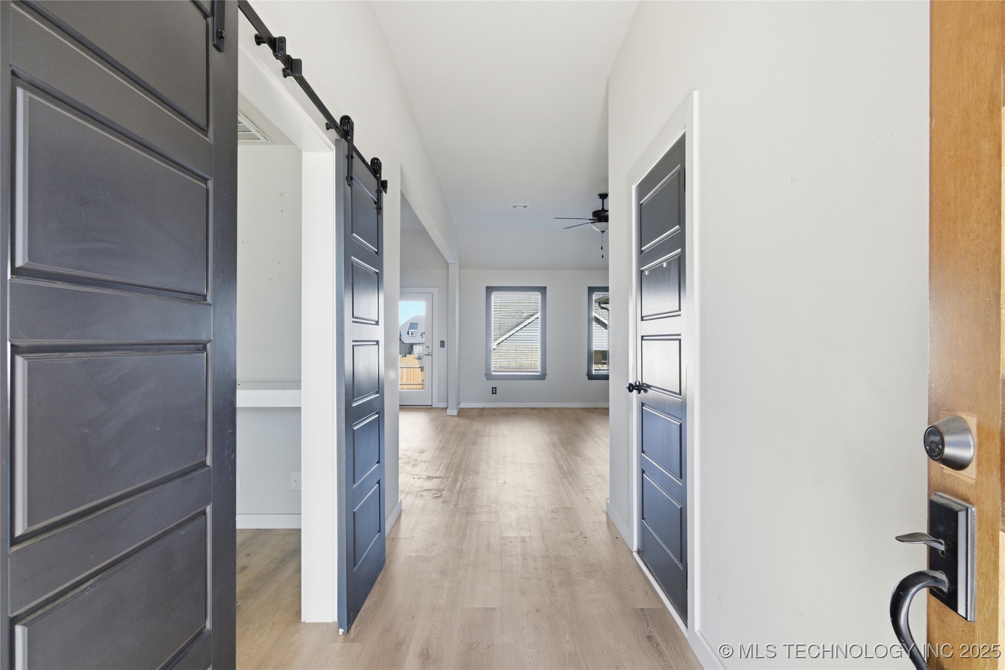 11805 N 130th East Avenue Property Photo 5