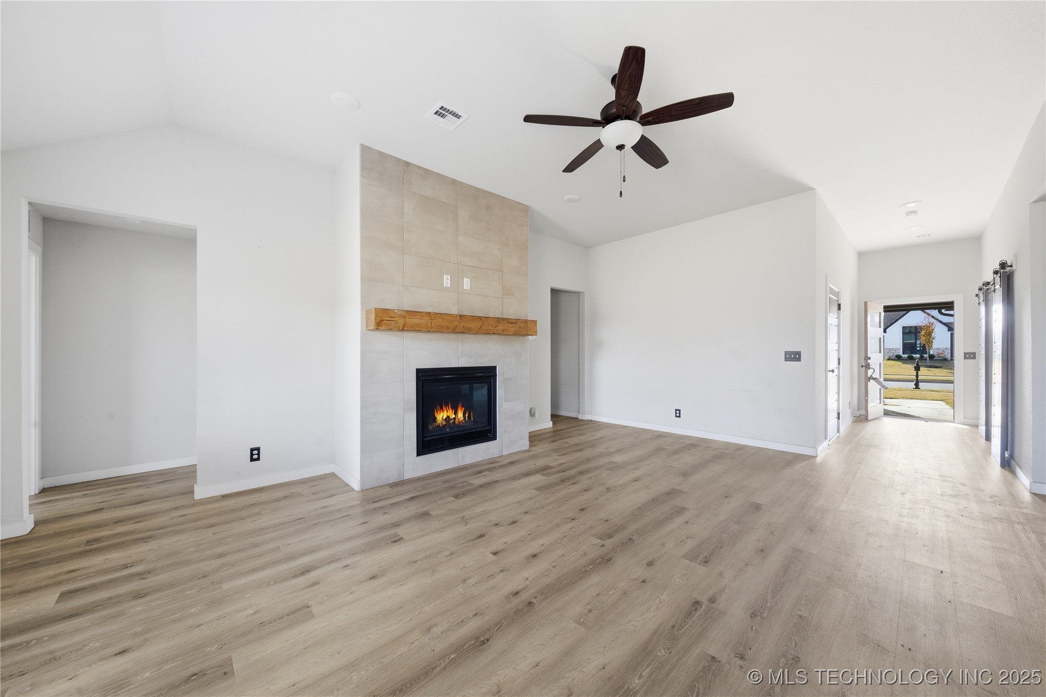 11805 N 130th East Avenue Property Photo 8