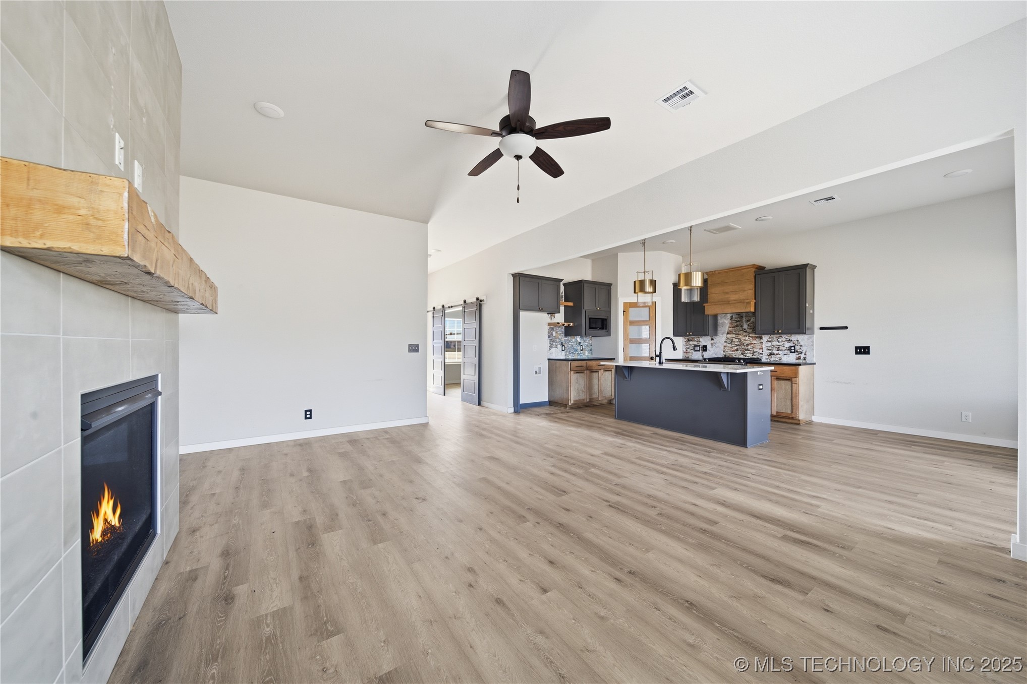 11805 N 130th East Avenue Property Photo 9