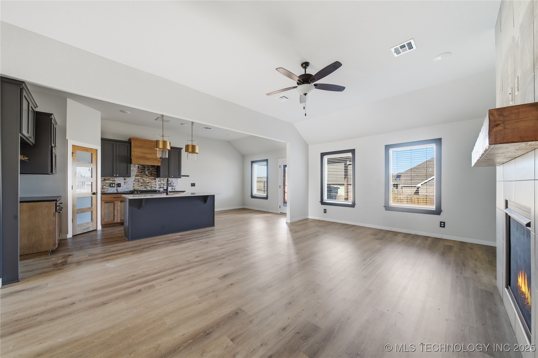 11805 N 130th East Avenue Property Photo 10