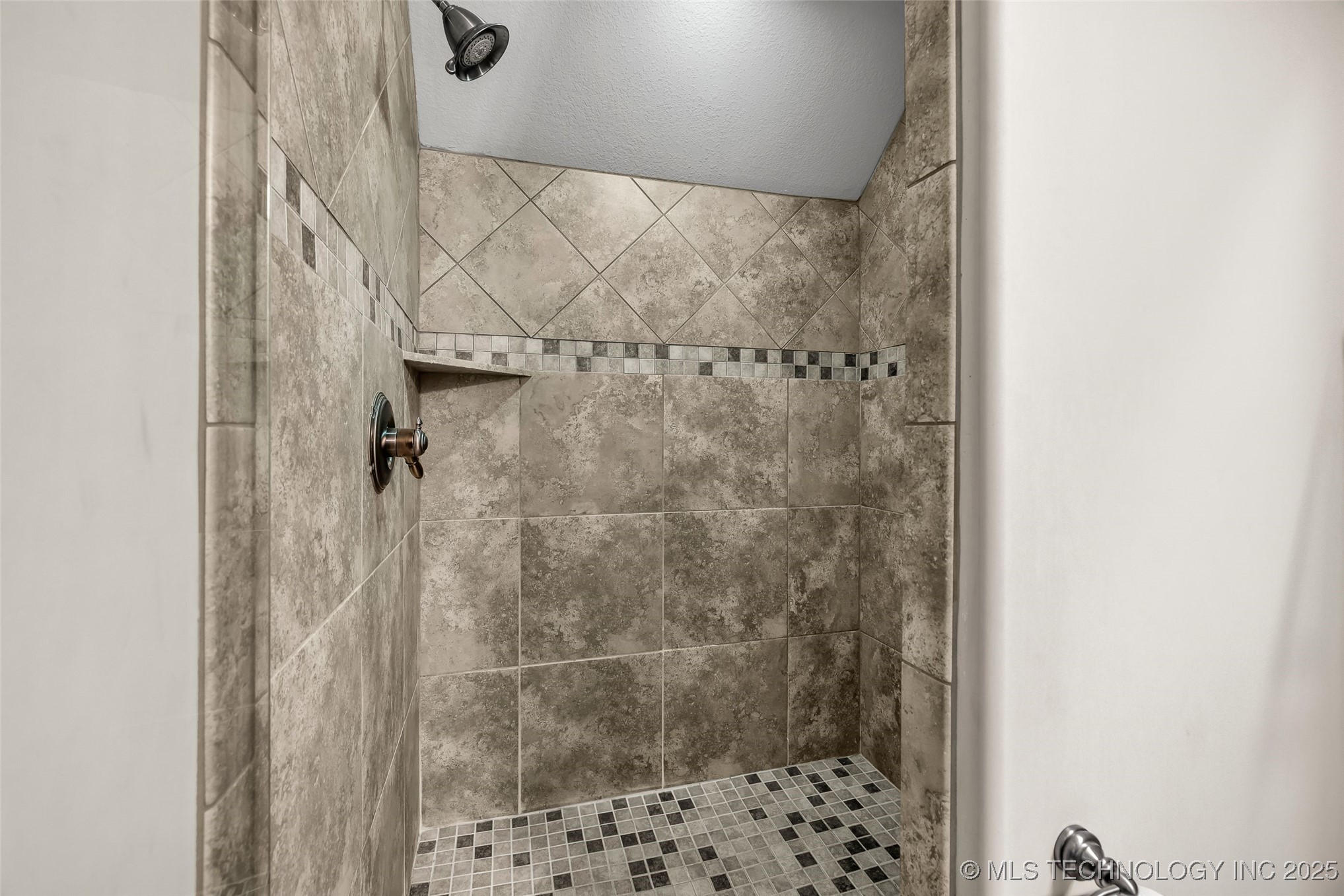 6101 W Birmingham Circle Property Photo 62