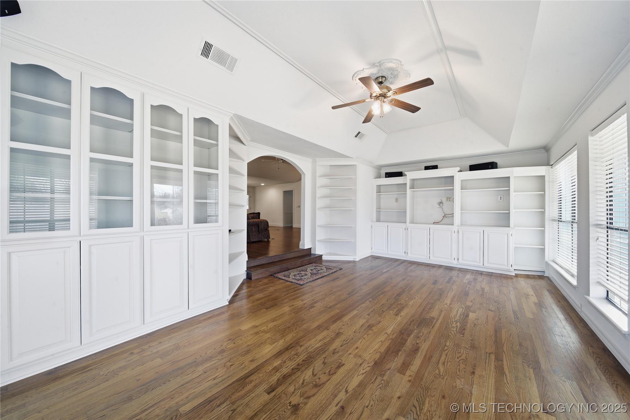 11618 S 74th East Avenue Property Photo 11