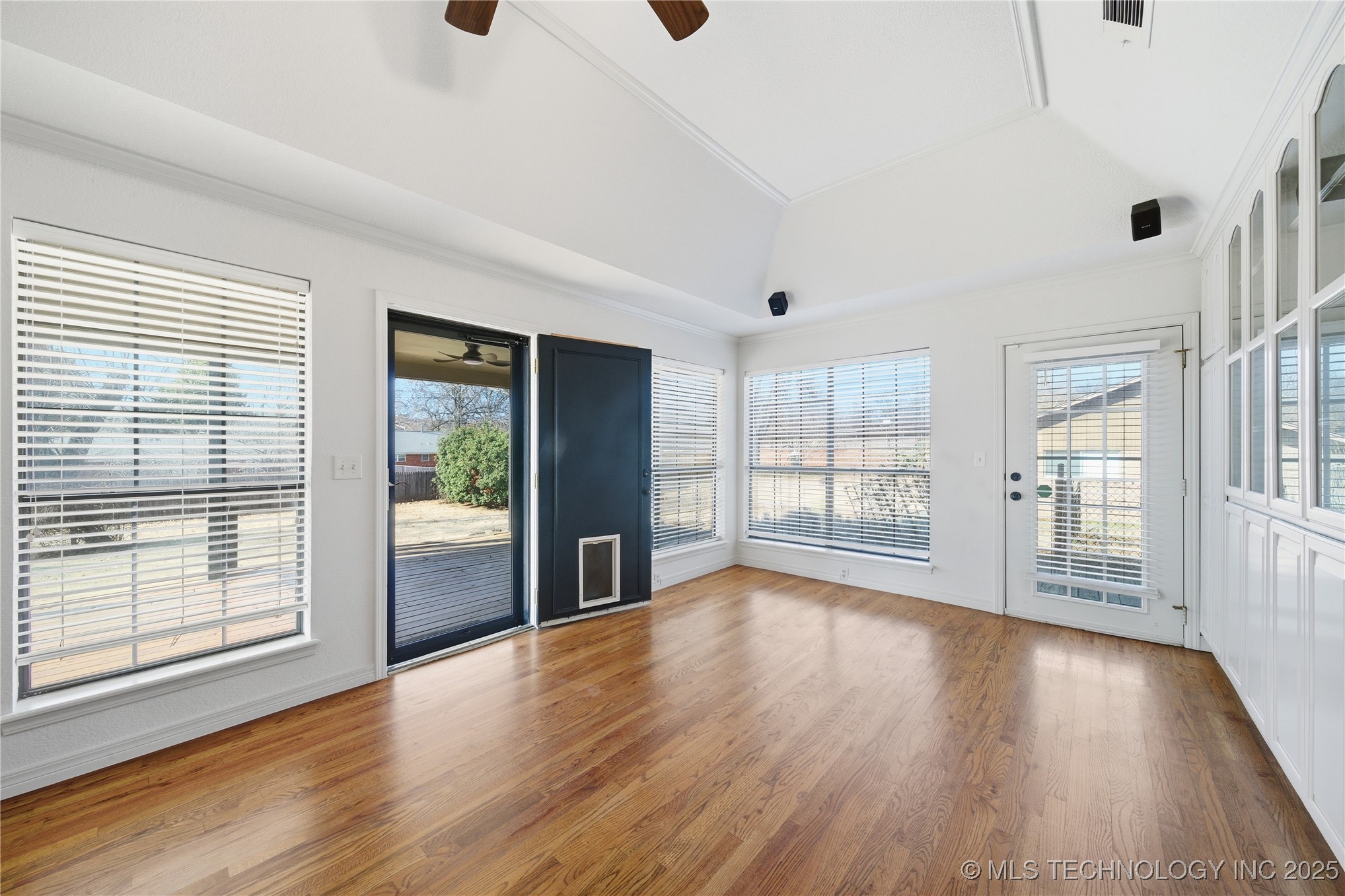 11618 S 74th East Avenue Property Photo 12