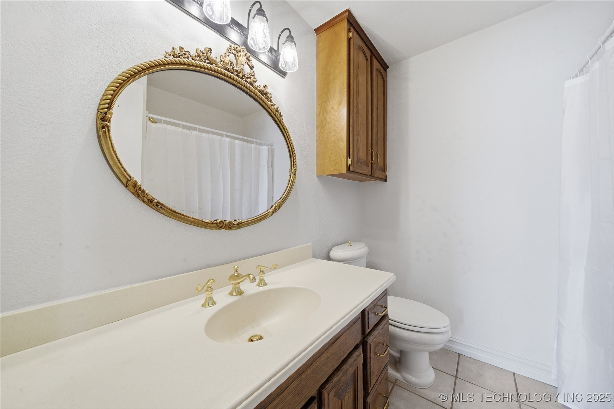 11618 S 74th East Avenue Property Photo 17