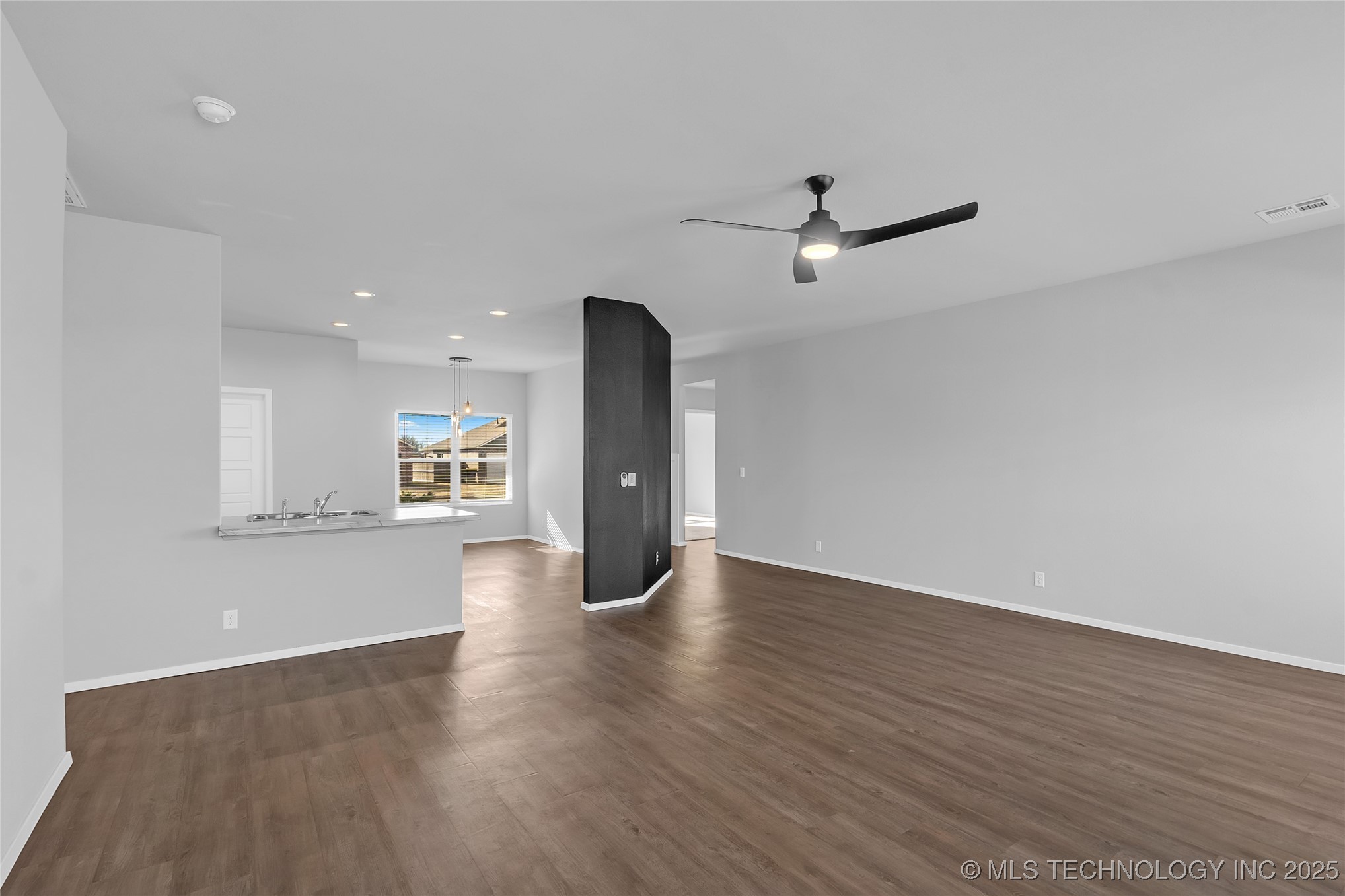 7413 E 158th Street S Property Photo 22